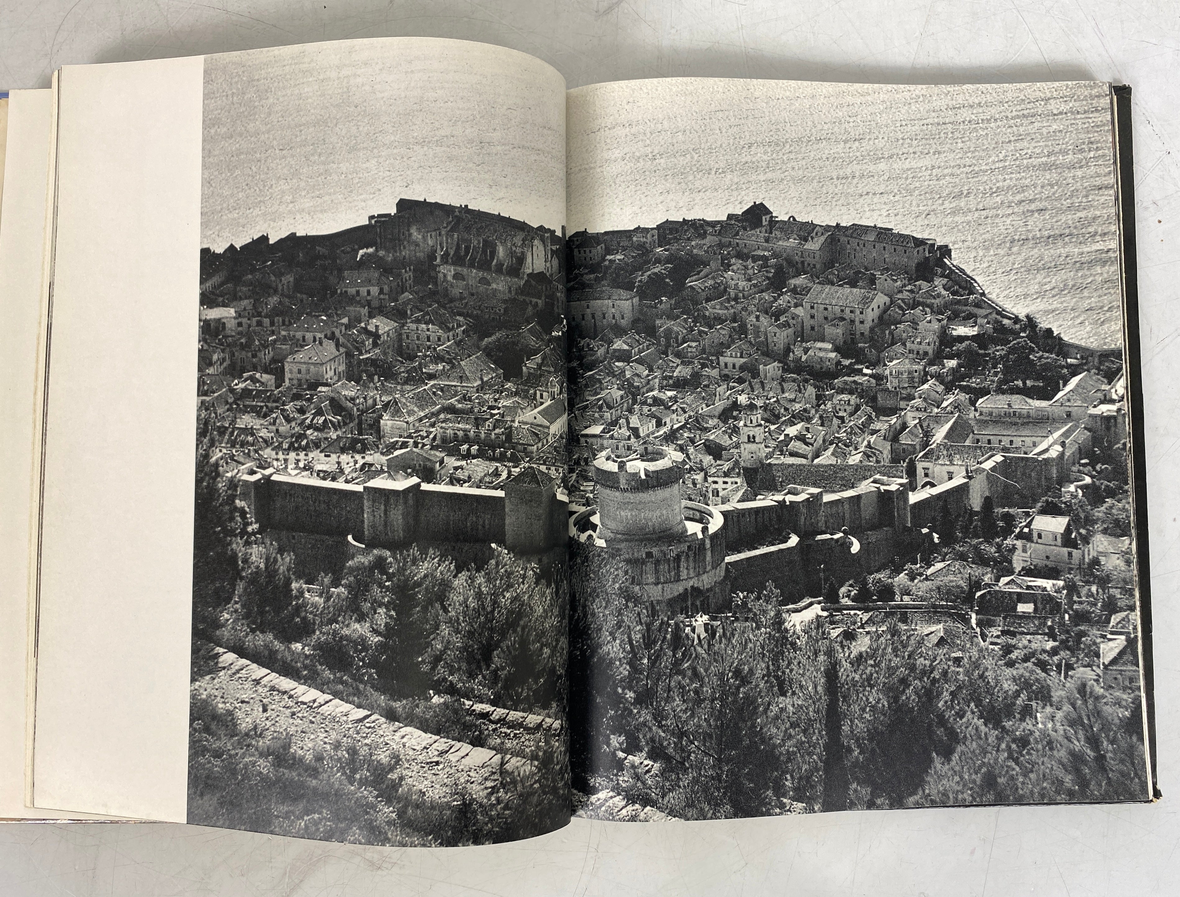 2 Vols: Dubrovnik (Fiskovic)/Split (Kastelan) Jugoslavija 1964 Vtg Photo Books