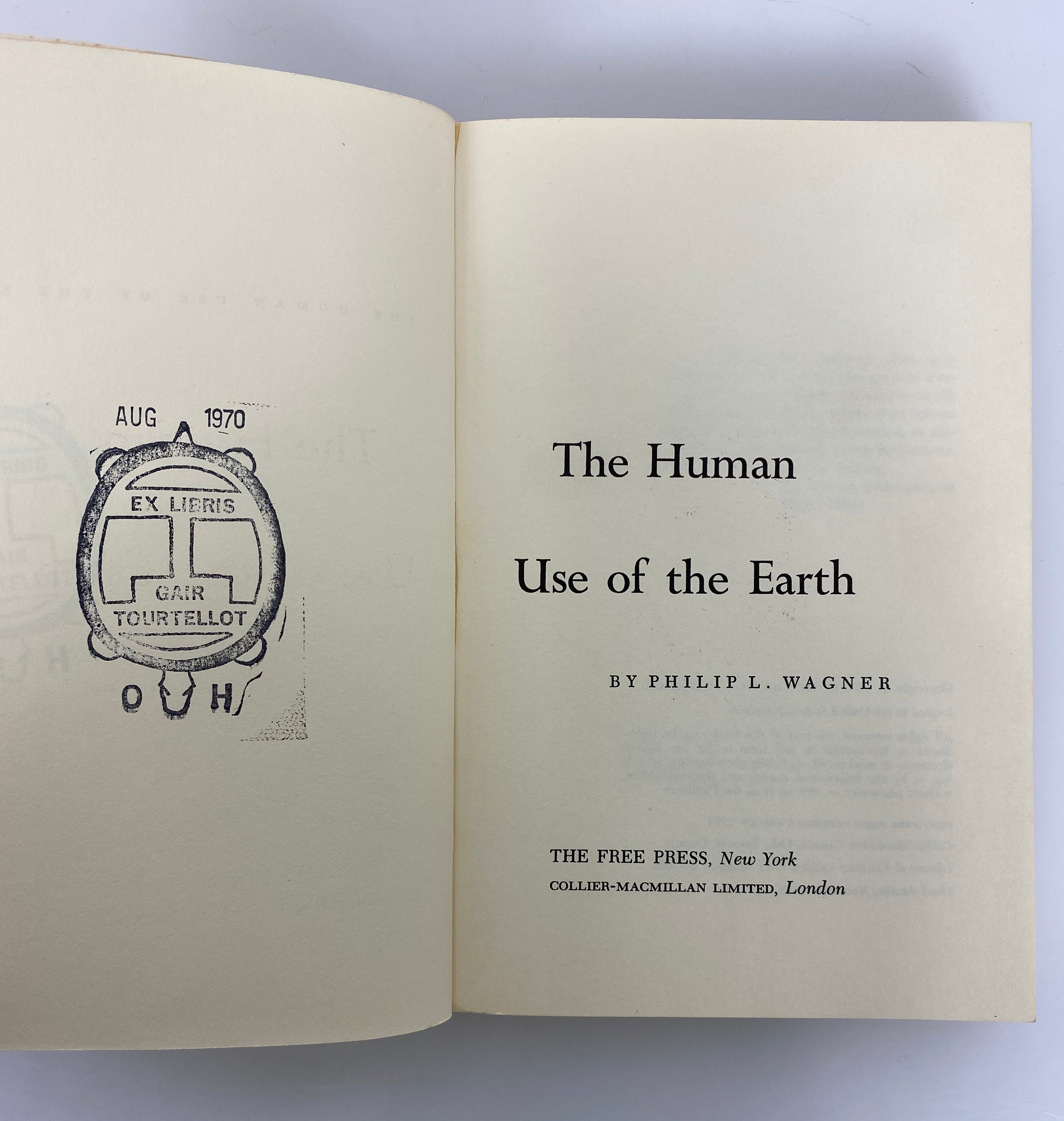 2 Vols: Ecology (Odum)/The Human Use of the Earth (Wagner) 1963-68 SC