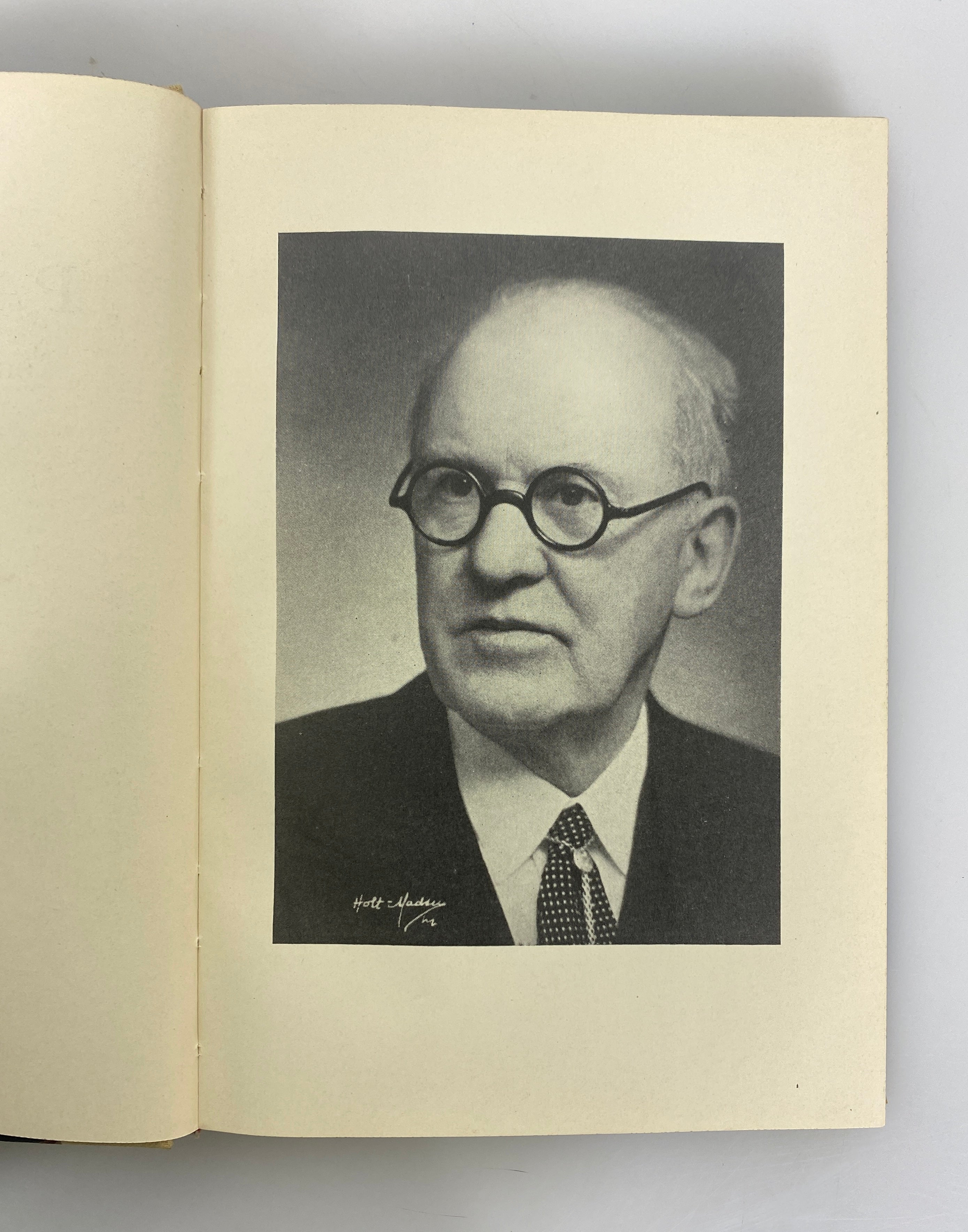 2 Vols in Danish: Eet Liv-Mange Liv/Pa'en Igen Minder Og Meninger 1950-1954 HC