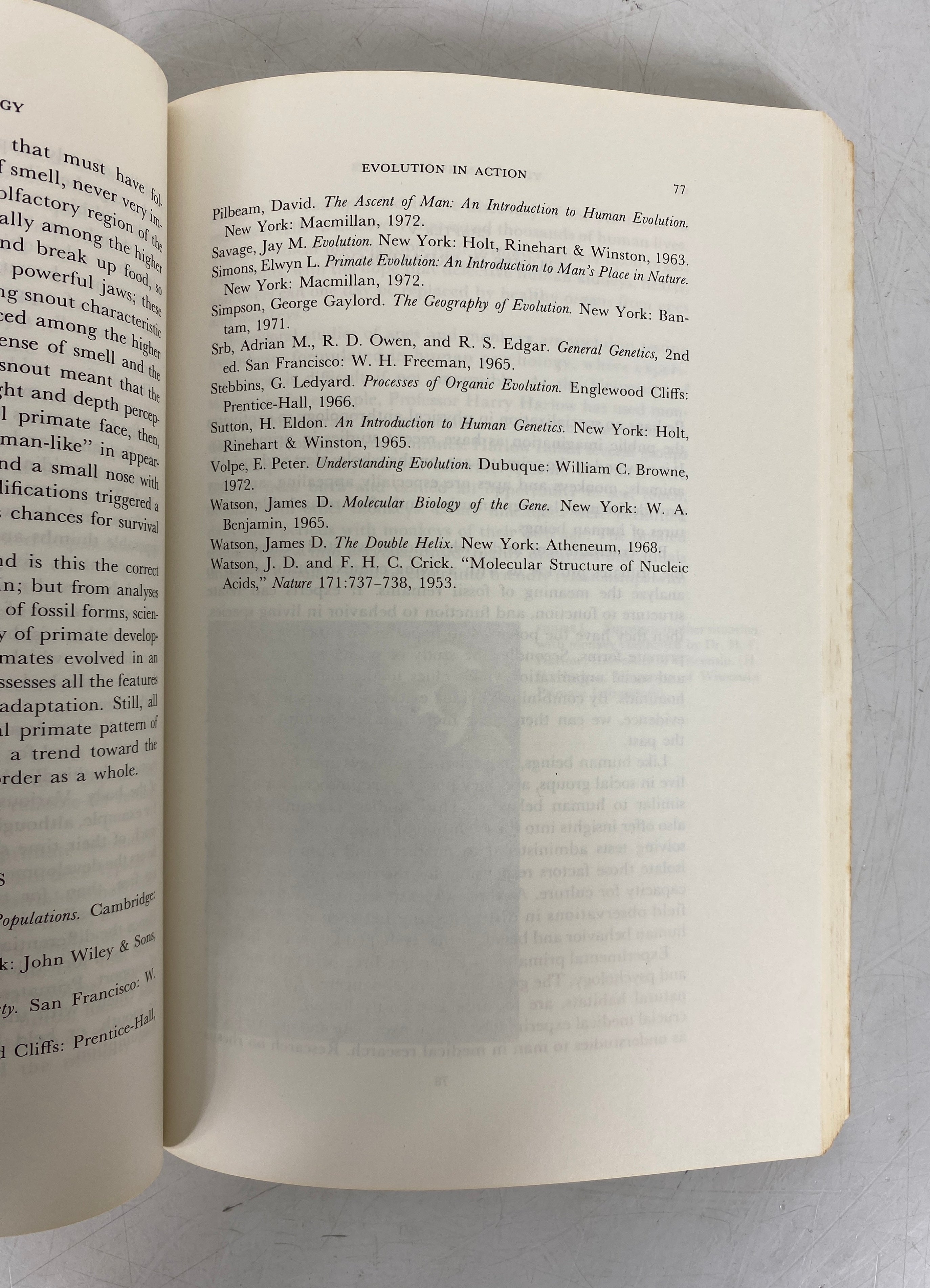 2 Vols: Living Prehistory (McKern)/Evolution of the Genus Homo (Howells) SC