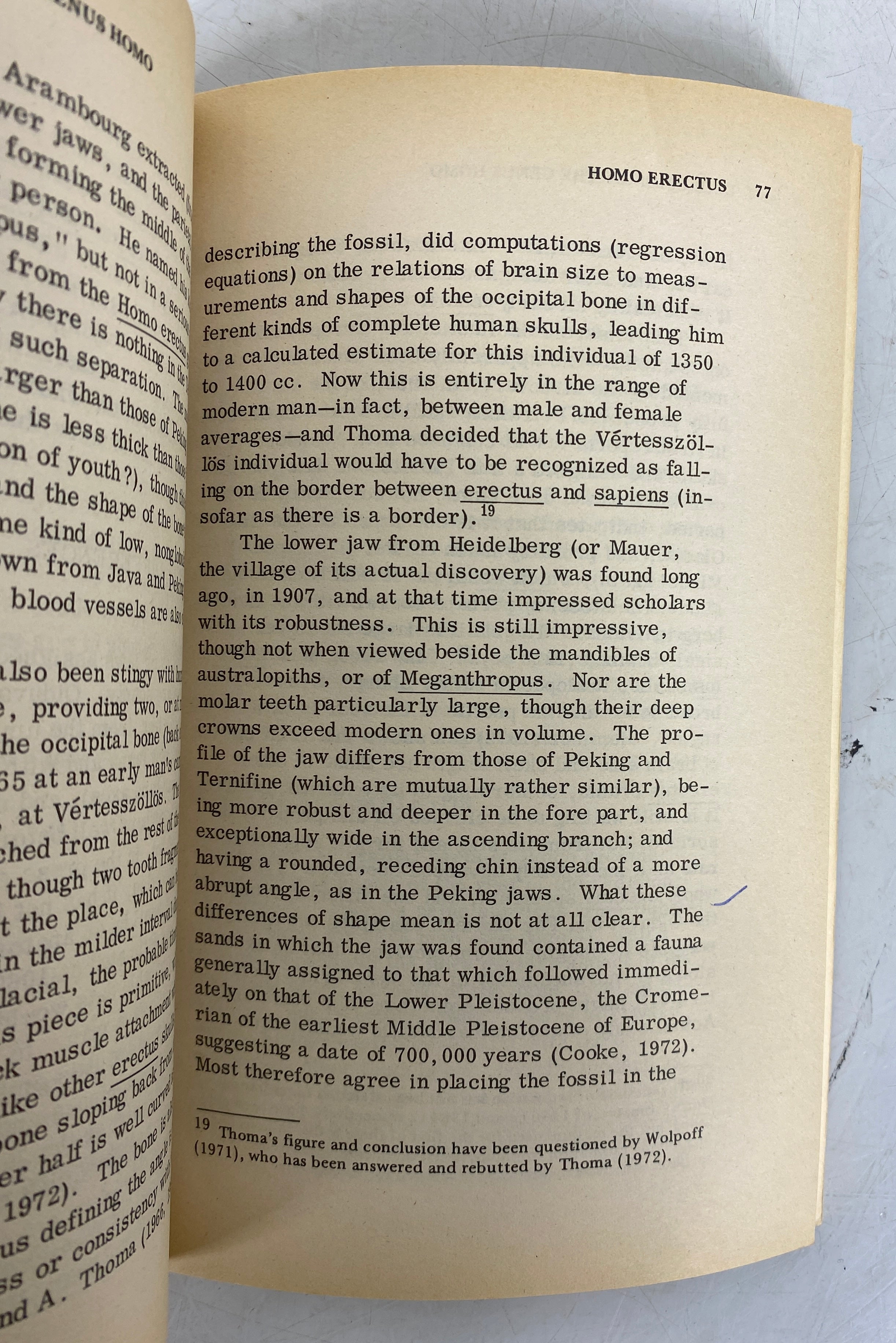 2 Vols: Living Prehistory (McKern)/Evolution of the Genus Homo (Howells) SC
