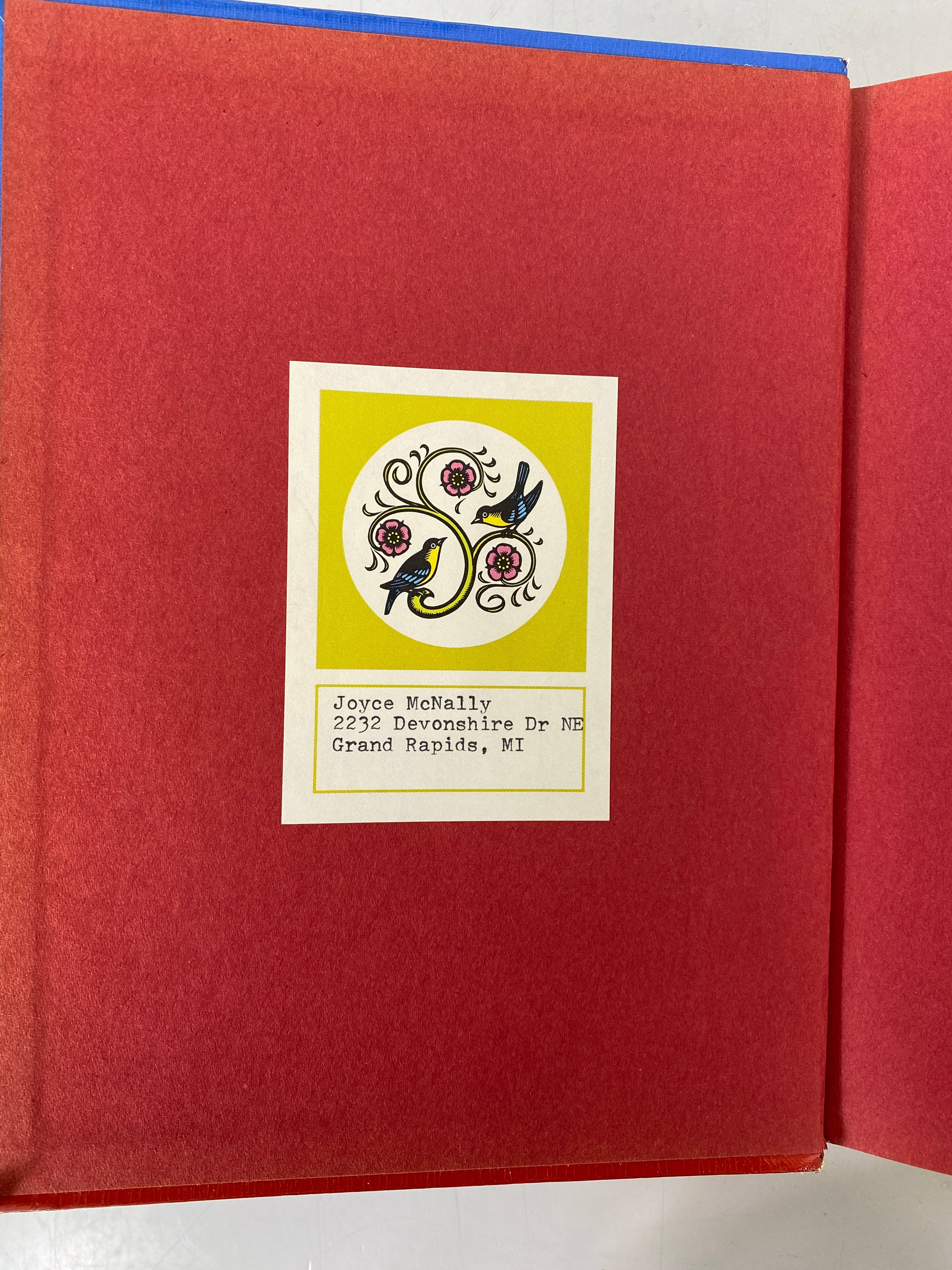 2 Vtg Economic Texts: Financial Accounting/Economics of Money & Banking HC