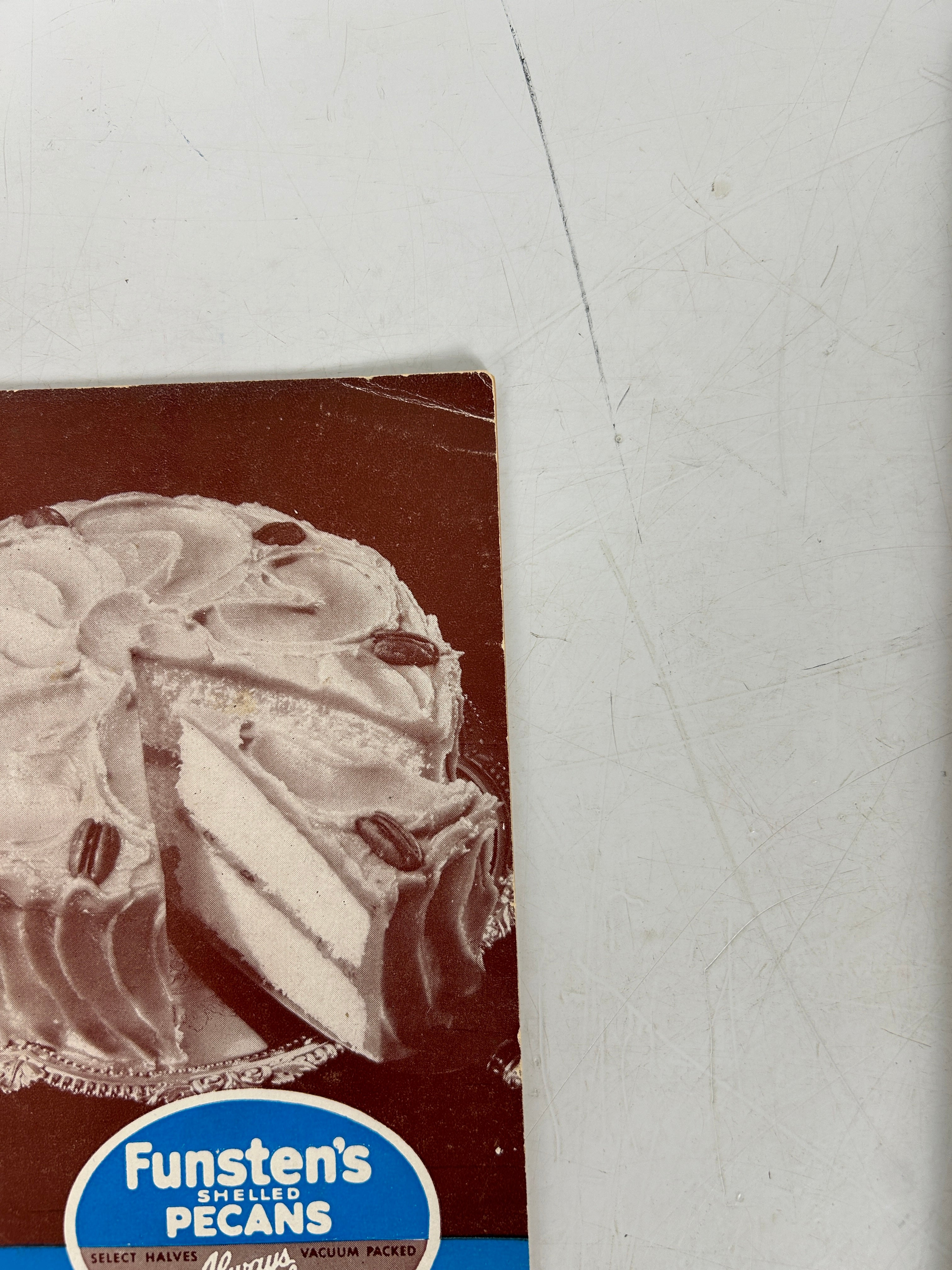 2 Vtg Recipe Books: The Pecan Cookbook (Spiral)/Pecan Treats & Sweets 1950-67