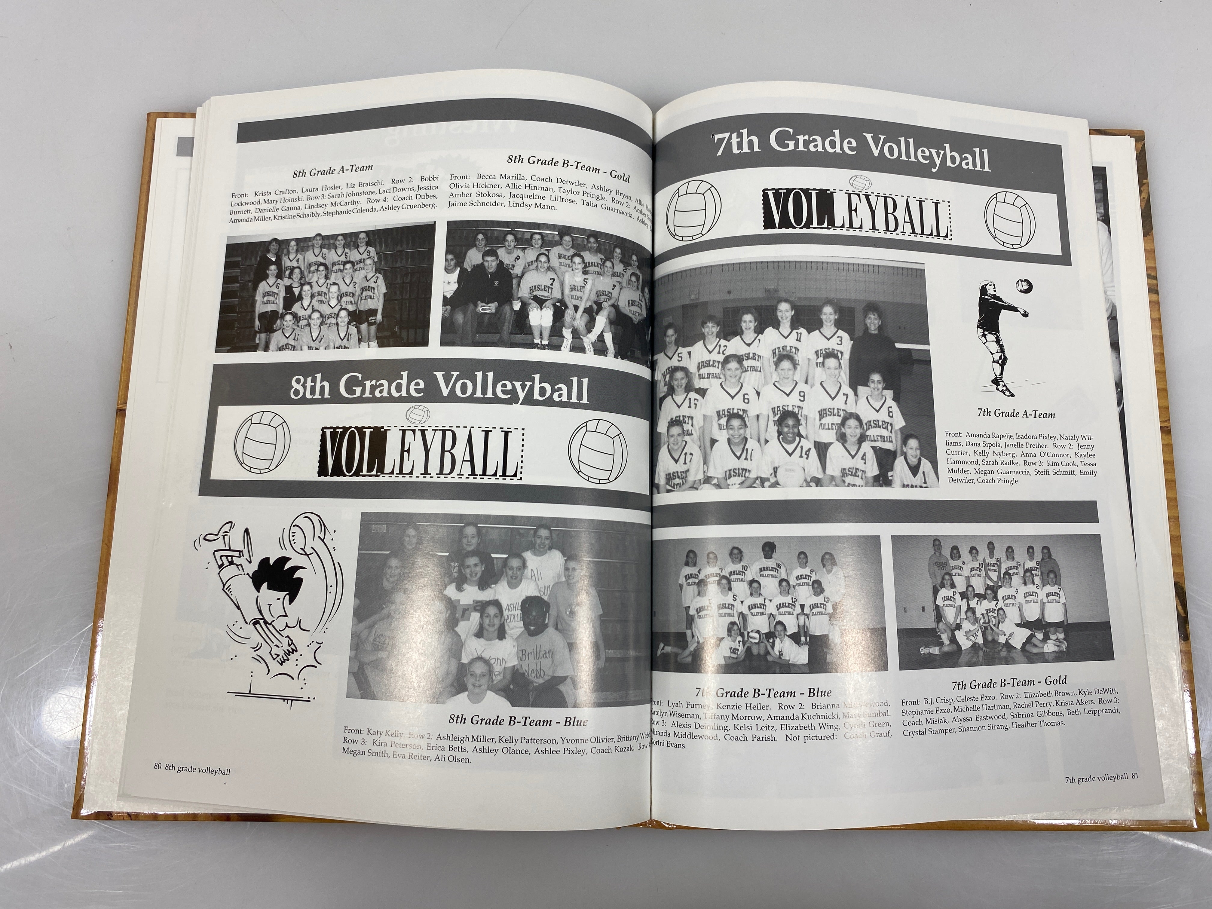 2001 Haslett Middle School Yearbook HC Haslett, MI