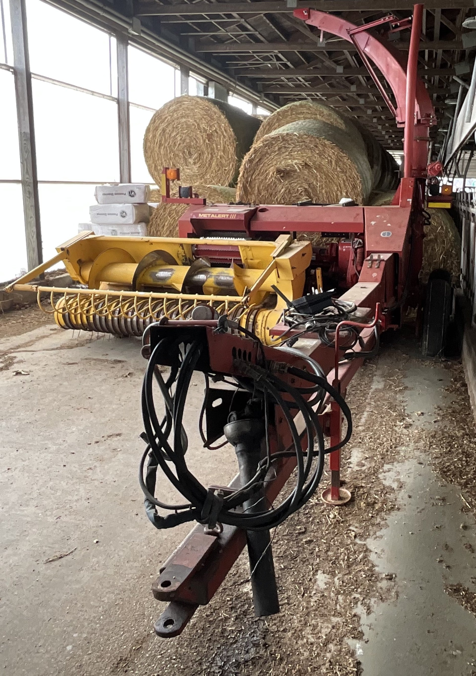 2001 New Holland FP230 Forage Chopper Metalert III w/ New Holland 7’ Hay Head