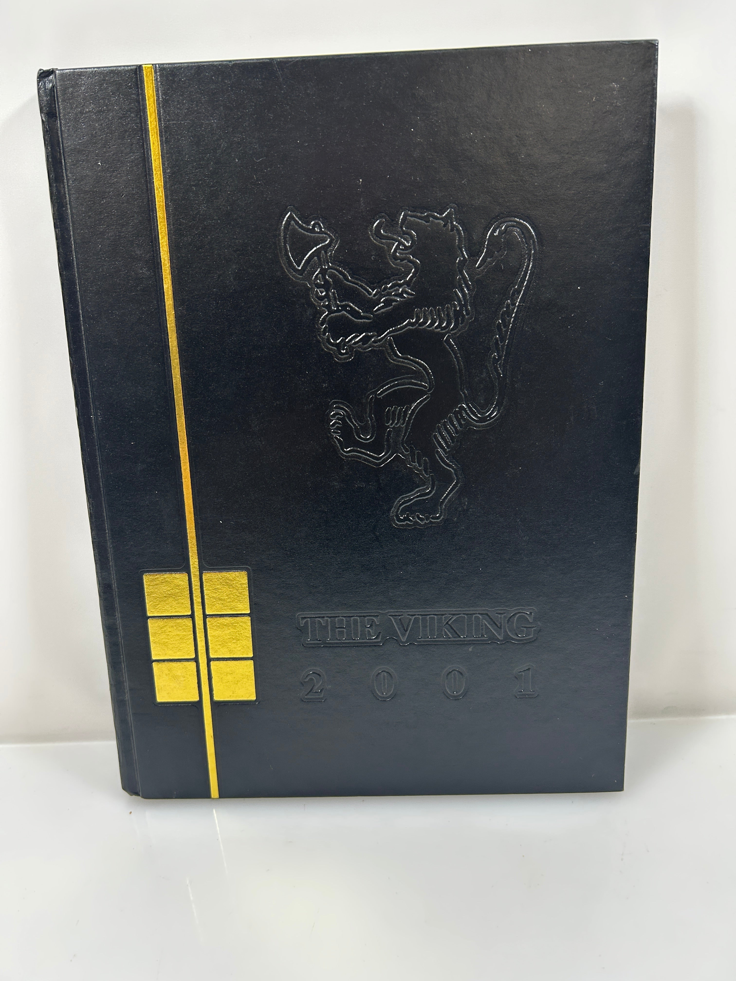 2001 St. Olaf College Yearbook "The Viking" Northfield Minnesota HC