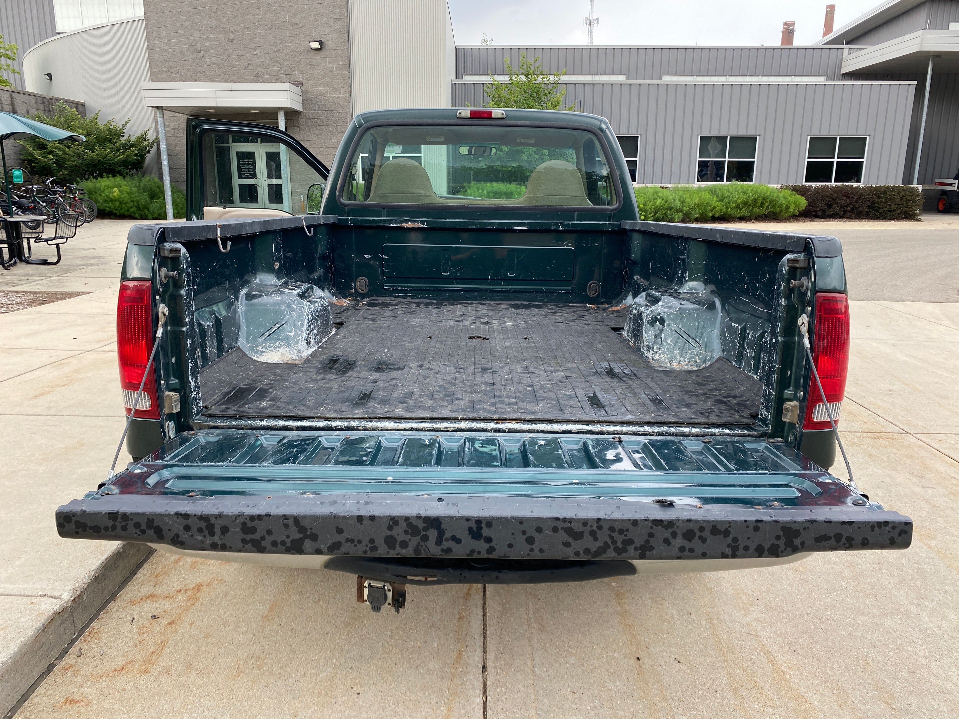 2002 - Ford F350 Super Duty Truck - 1134