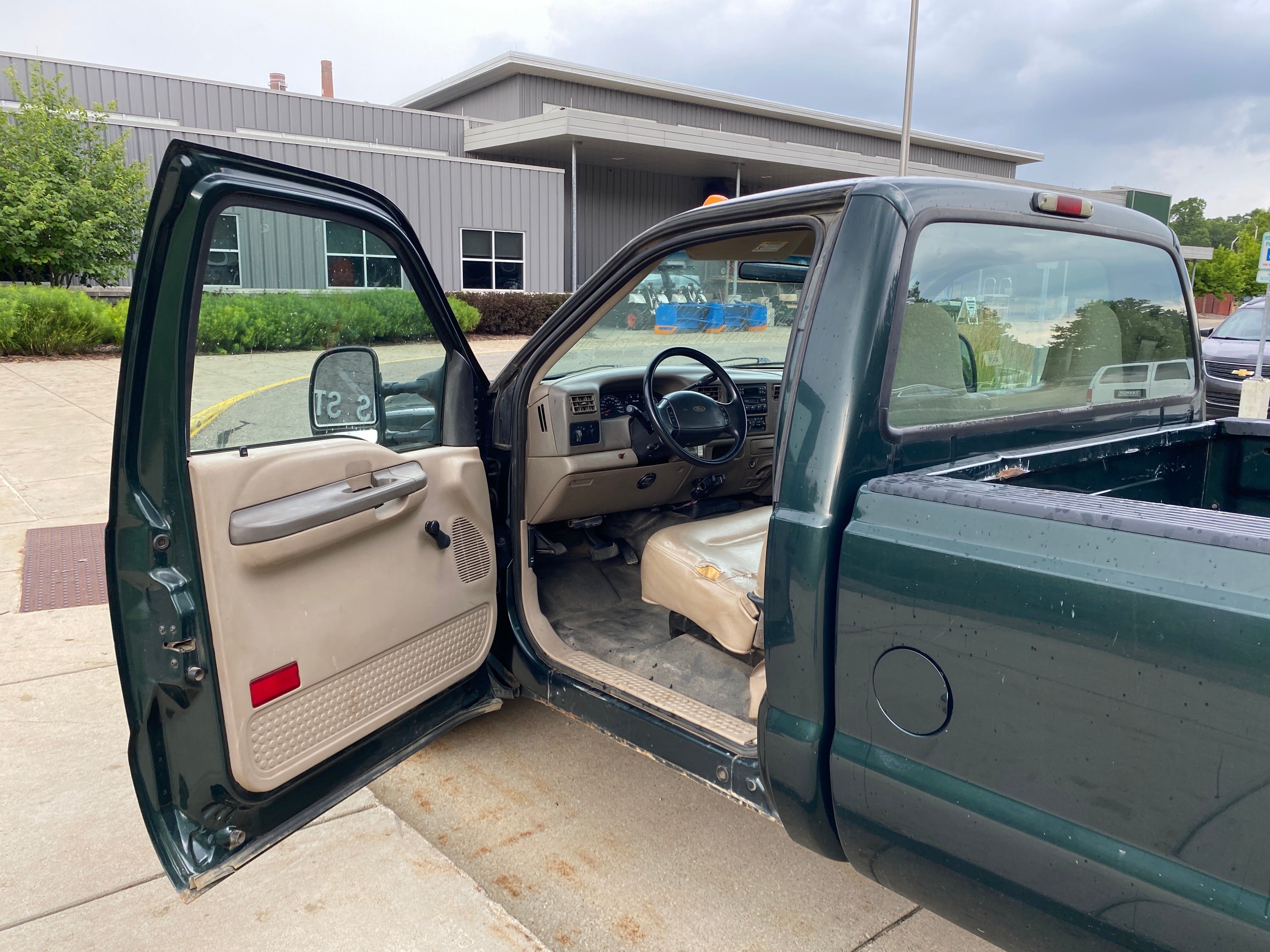 2002 - Ford F350 Super Duty Truck - 1134