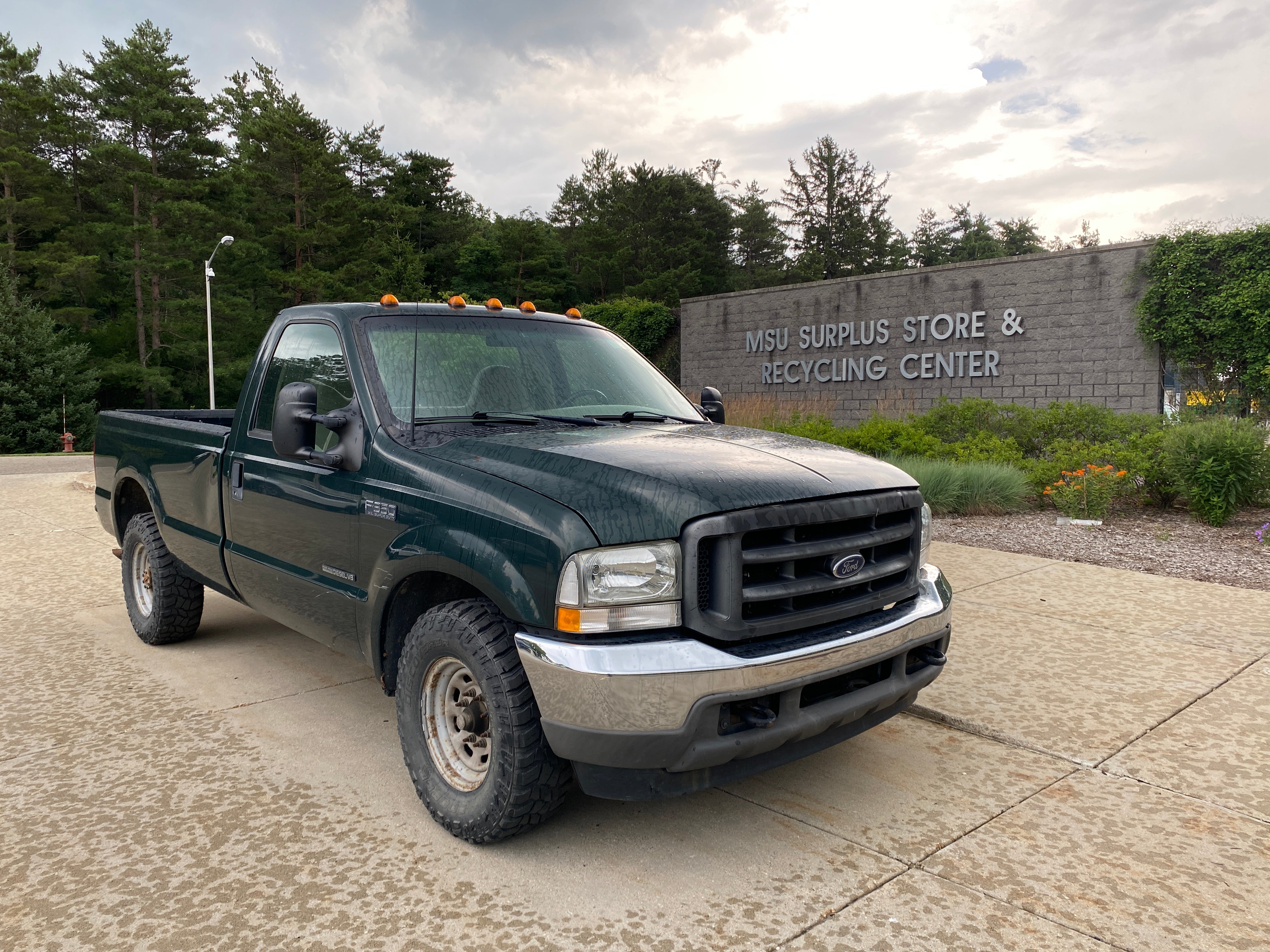 2002 - Ford F350 Super Duty Truck - 1134
