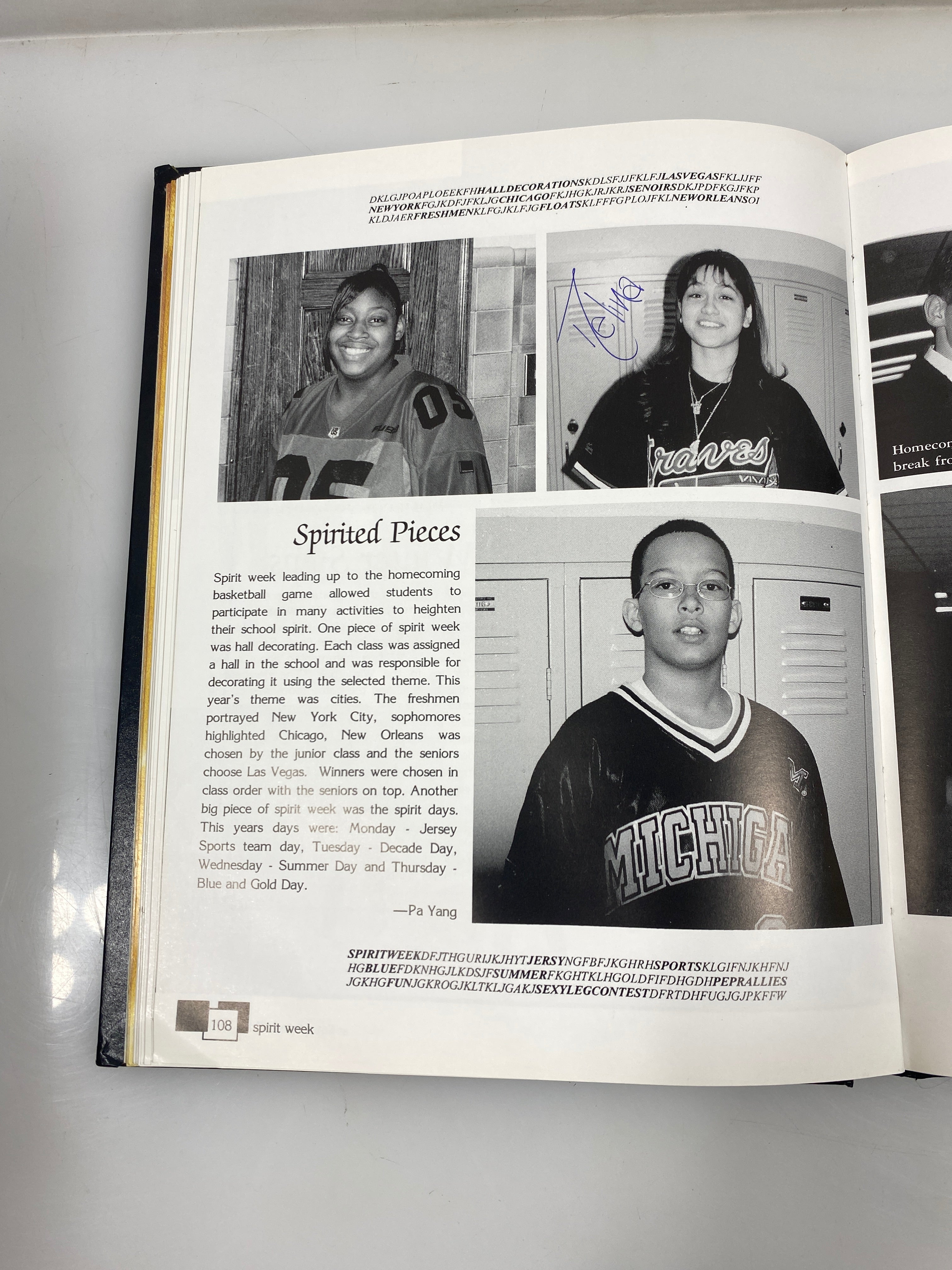 2002 "Lantern" Lansing Eastern High School Yearbook Lansing Michigan HC