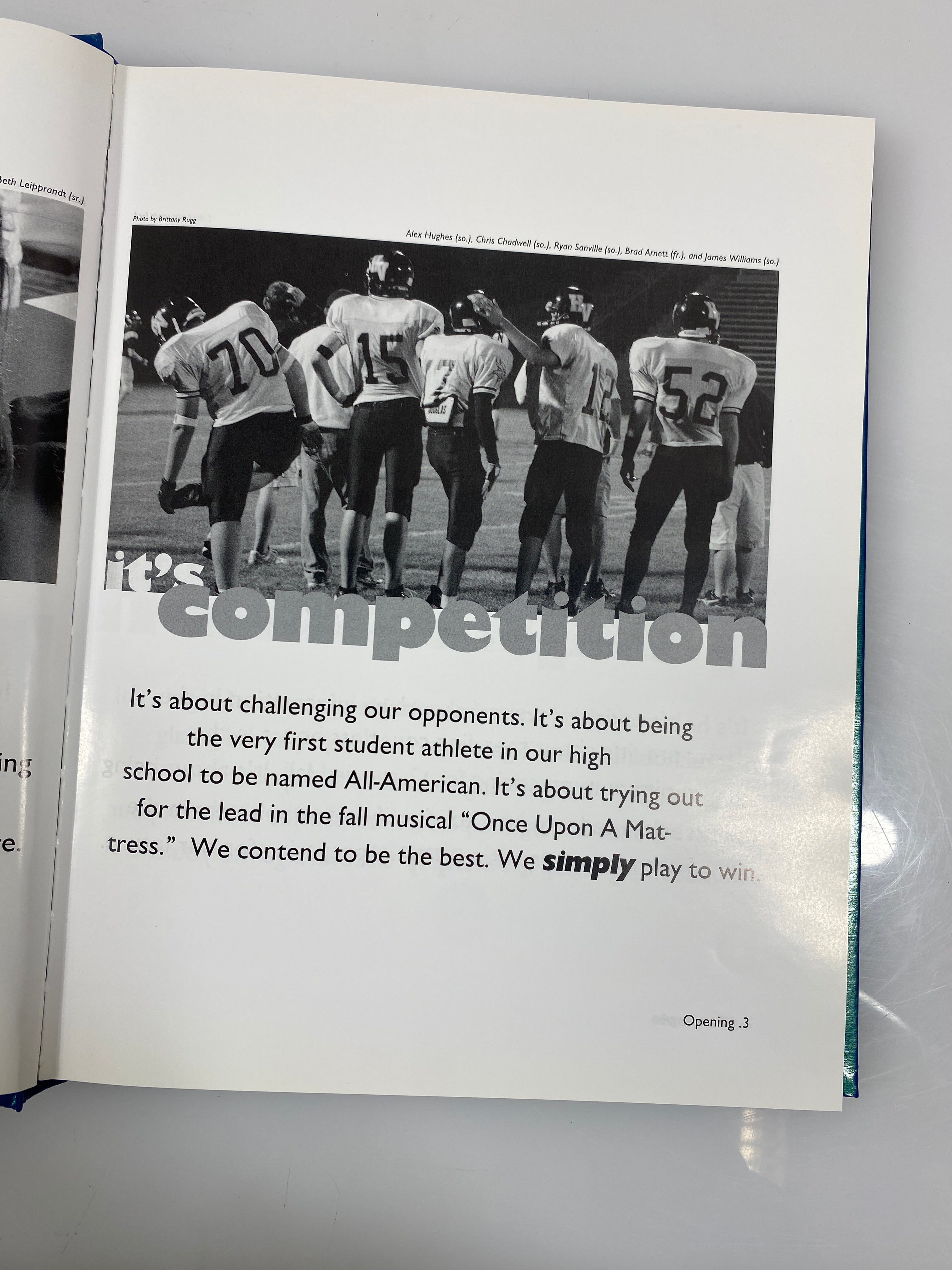 2006 Haslett High School "Dixit" Yearbook HC Haslett, MI