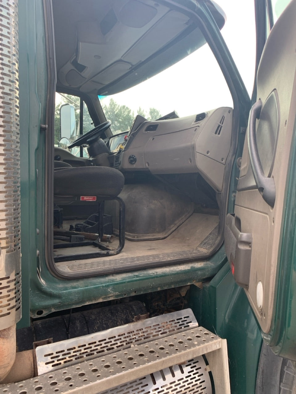 2008 - Sterling Acterra Roll Off Truck - 1237