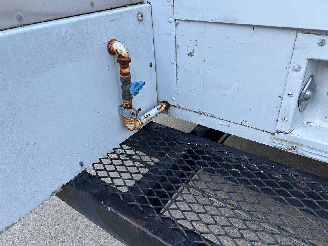 2008 - Workhorse Vending Truck - 1551