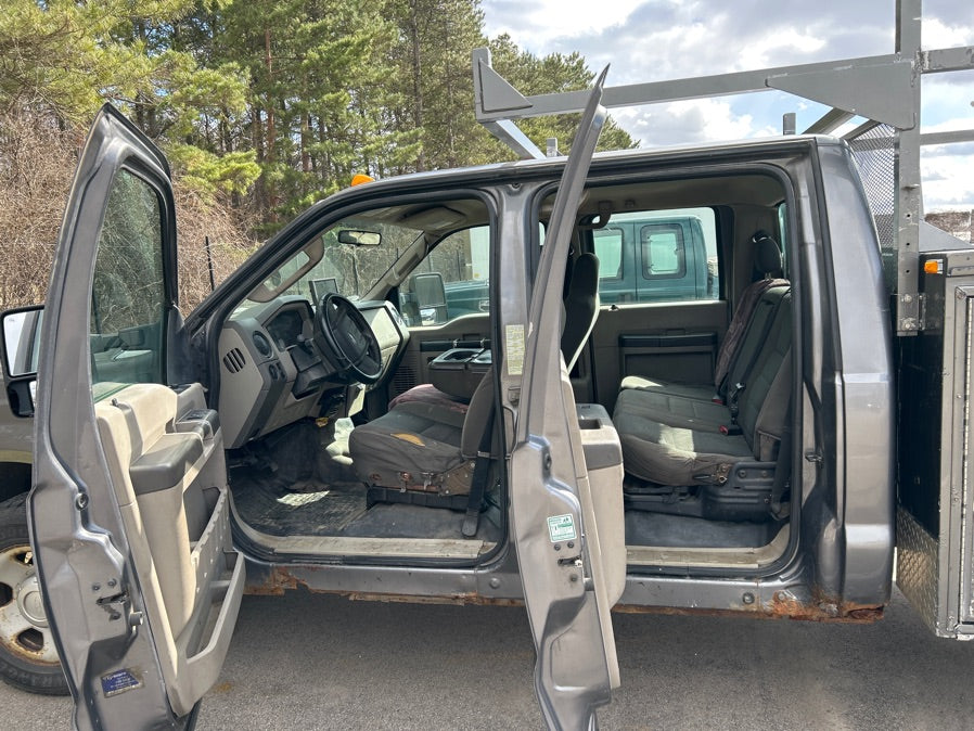 2009 - Ford F350 4x2 Crew Cab - 1310