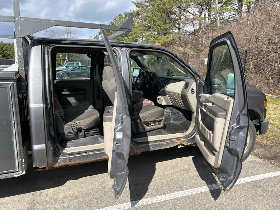 2009 - Ford F350 4x2 Crew Cab - 1310