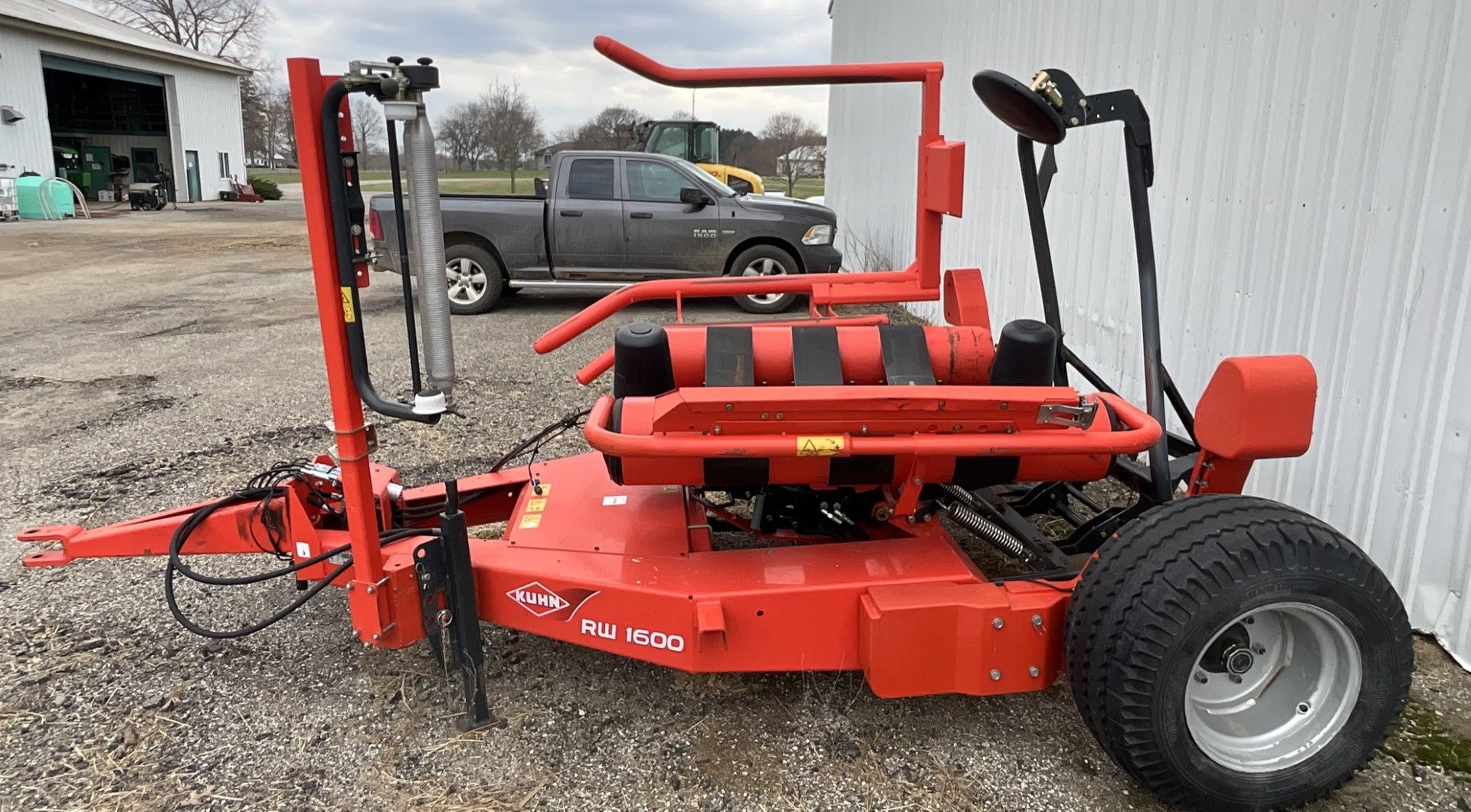 2013 Kuhn RW 1600 Bale Wrapper