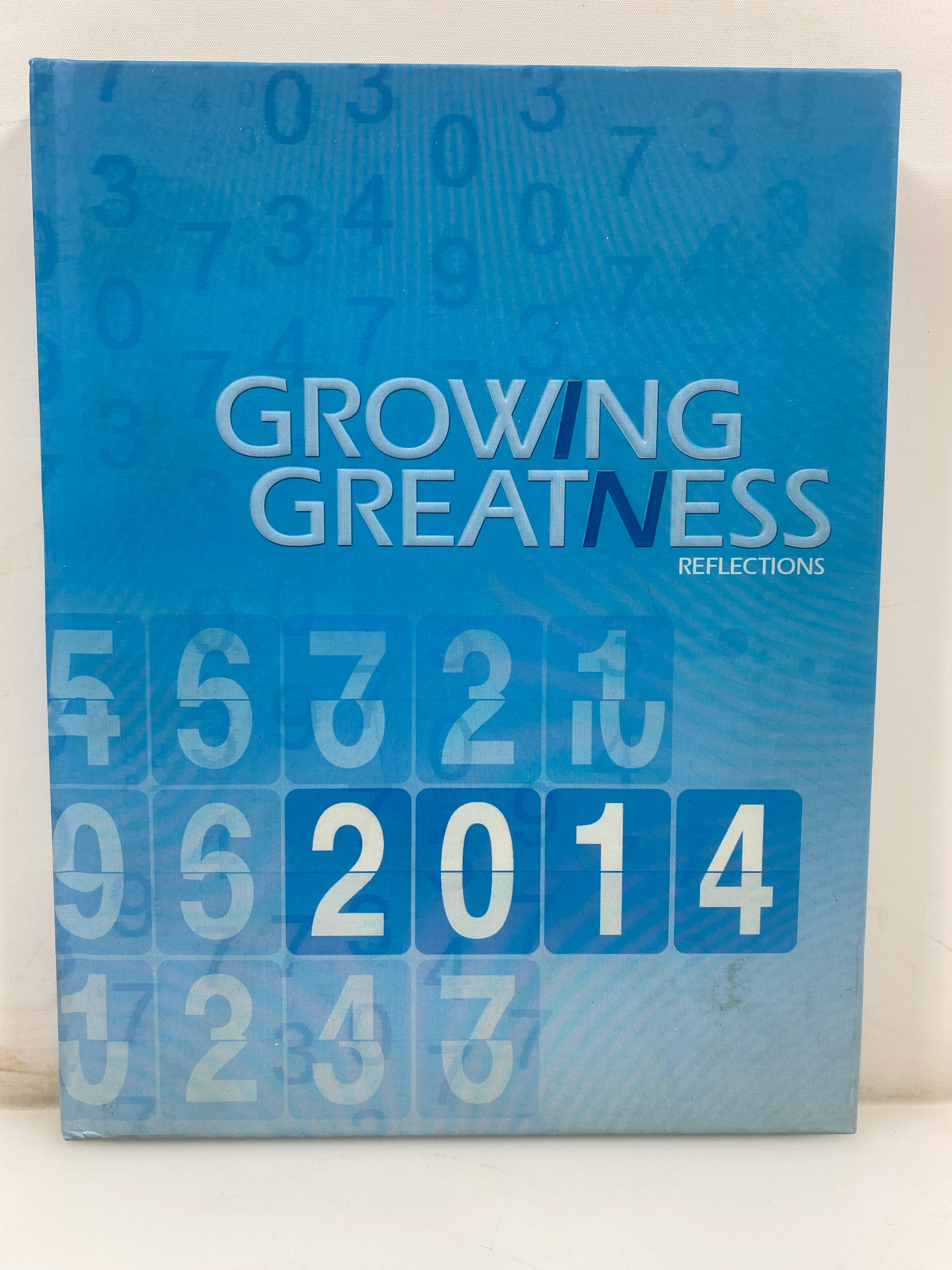 2014 Lansing Catholic High School "Reflections" Yearbook HC