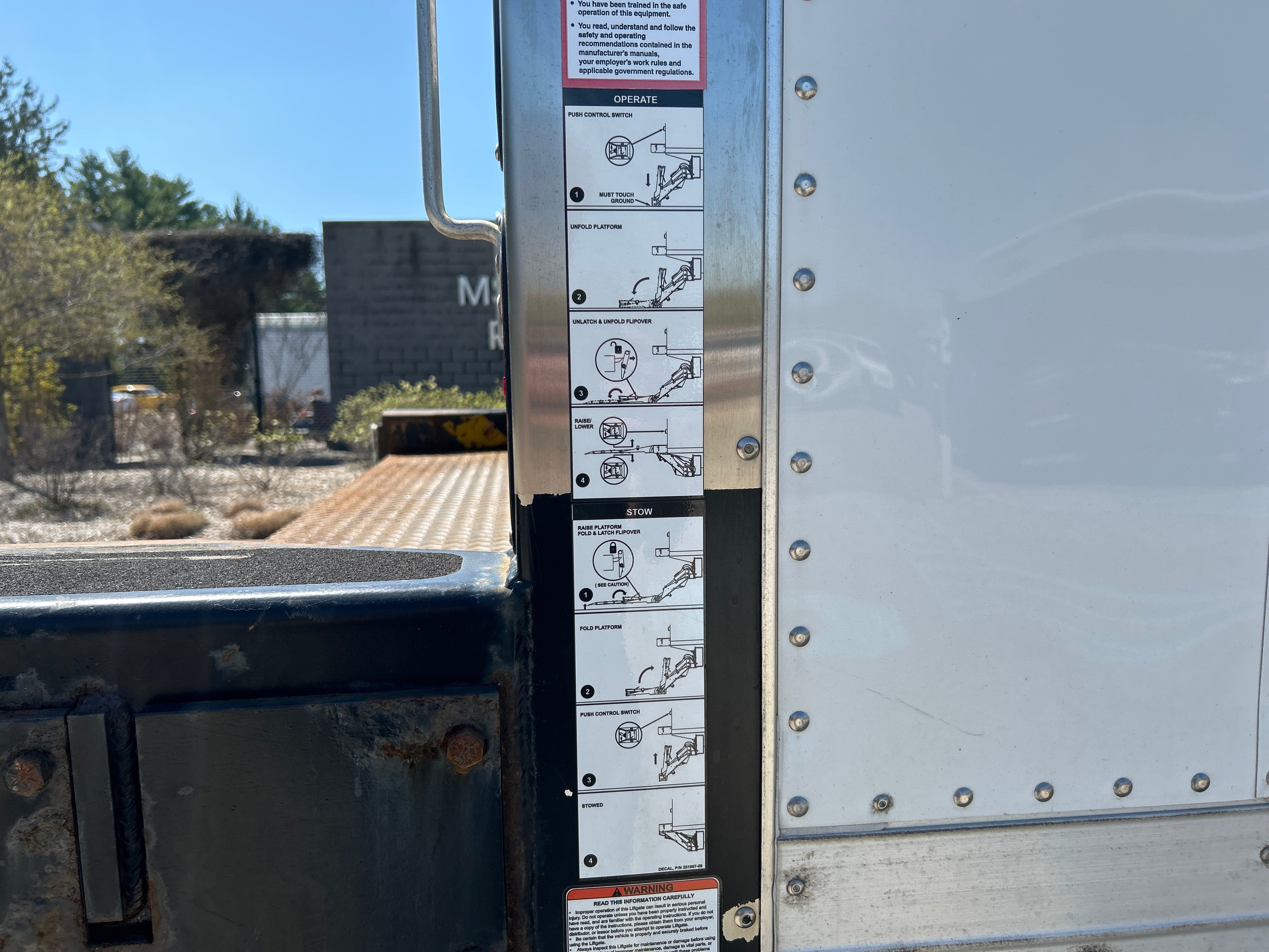 2015 - Freightliner M2 106 - 1553
