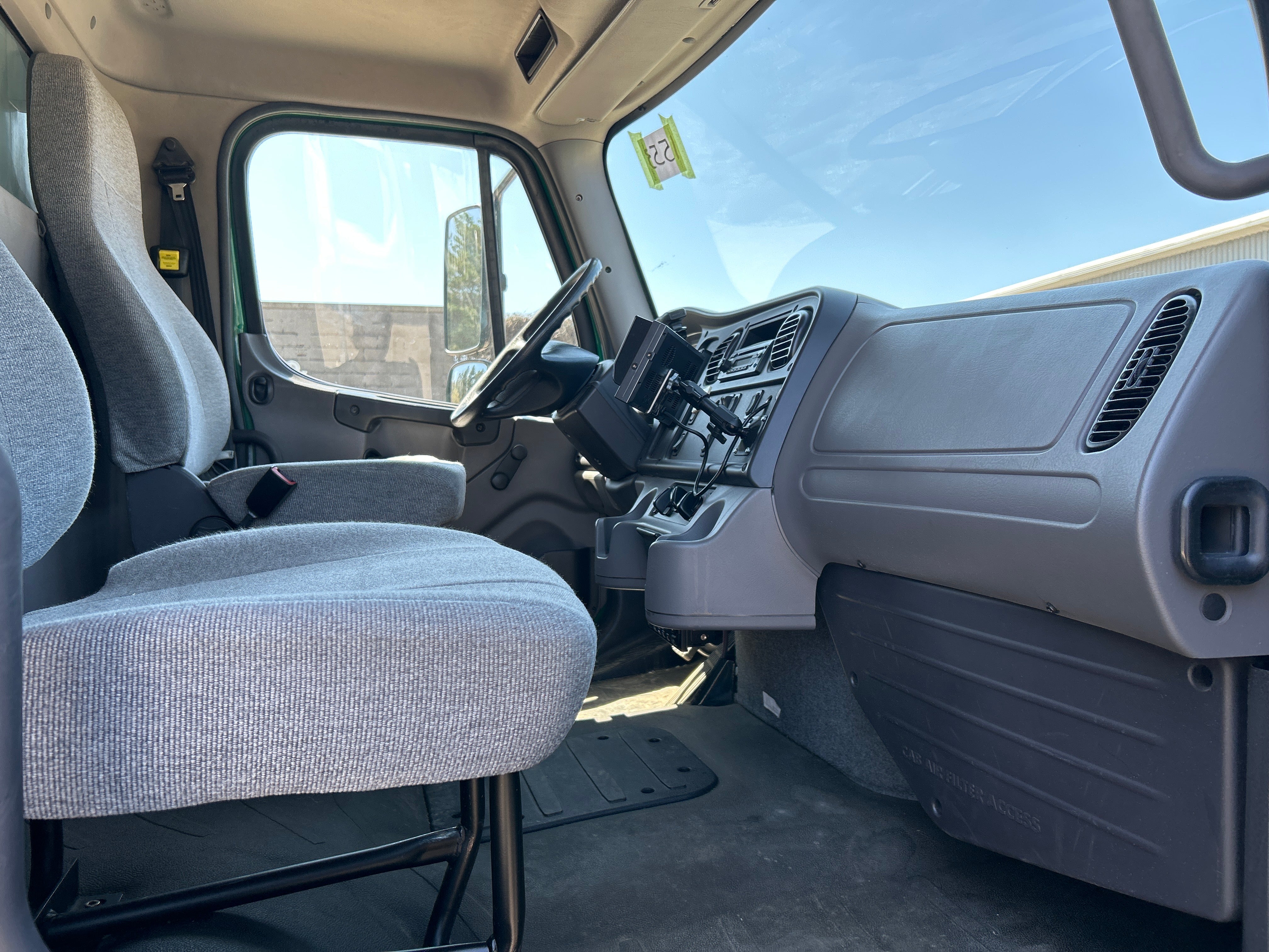 2015 - Freightliner M2 106 - 1553