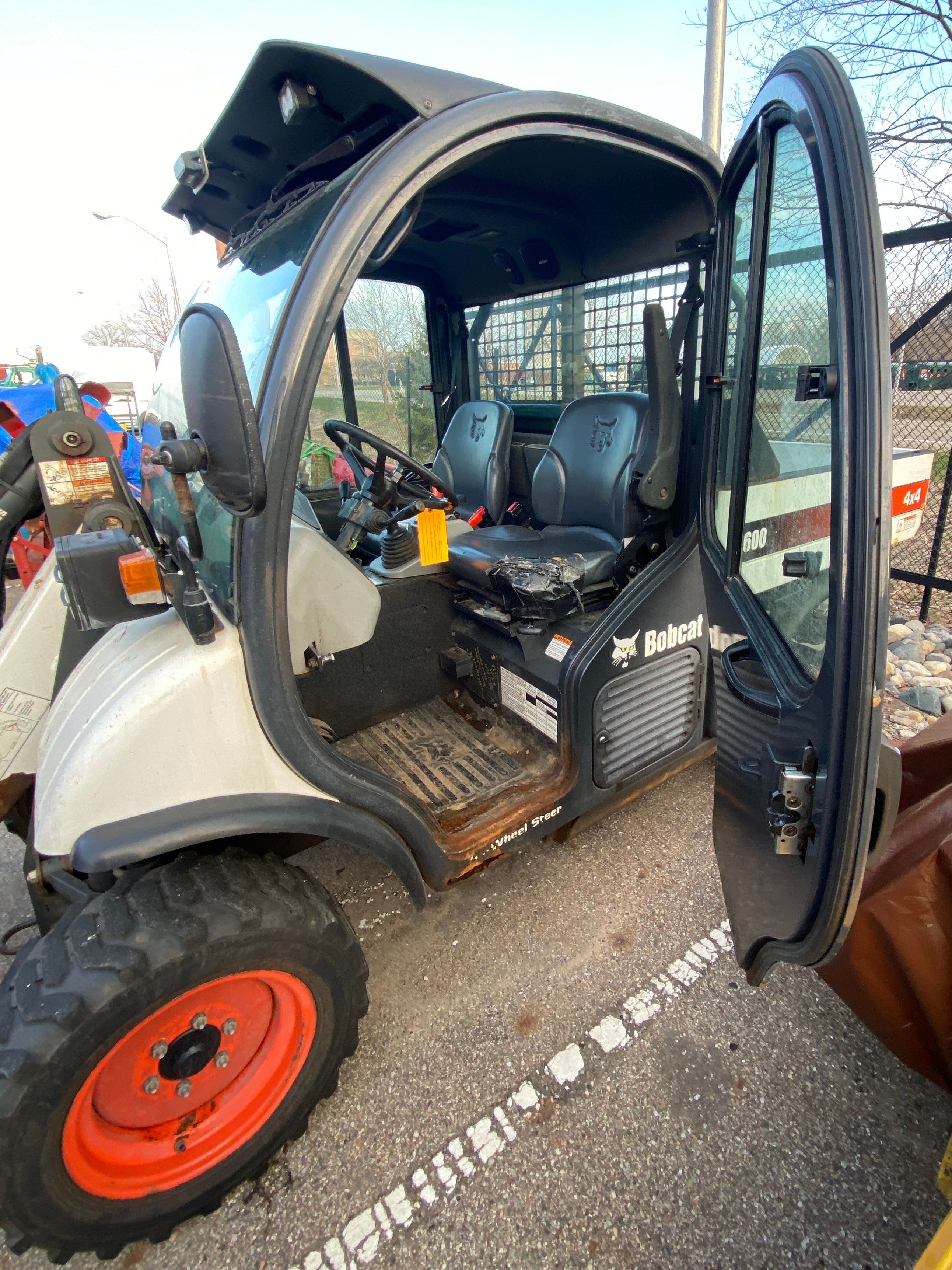 2018 Bobcat Toolcat 5600 Utility Work Vehicle