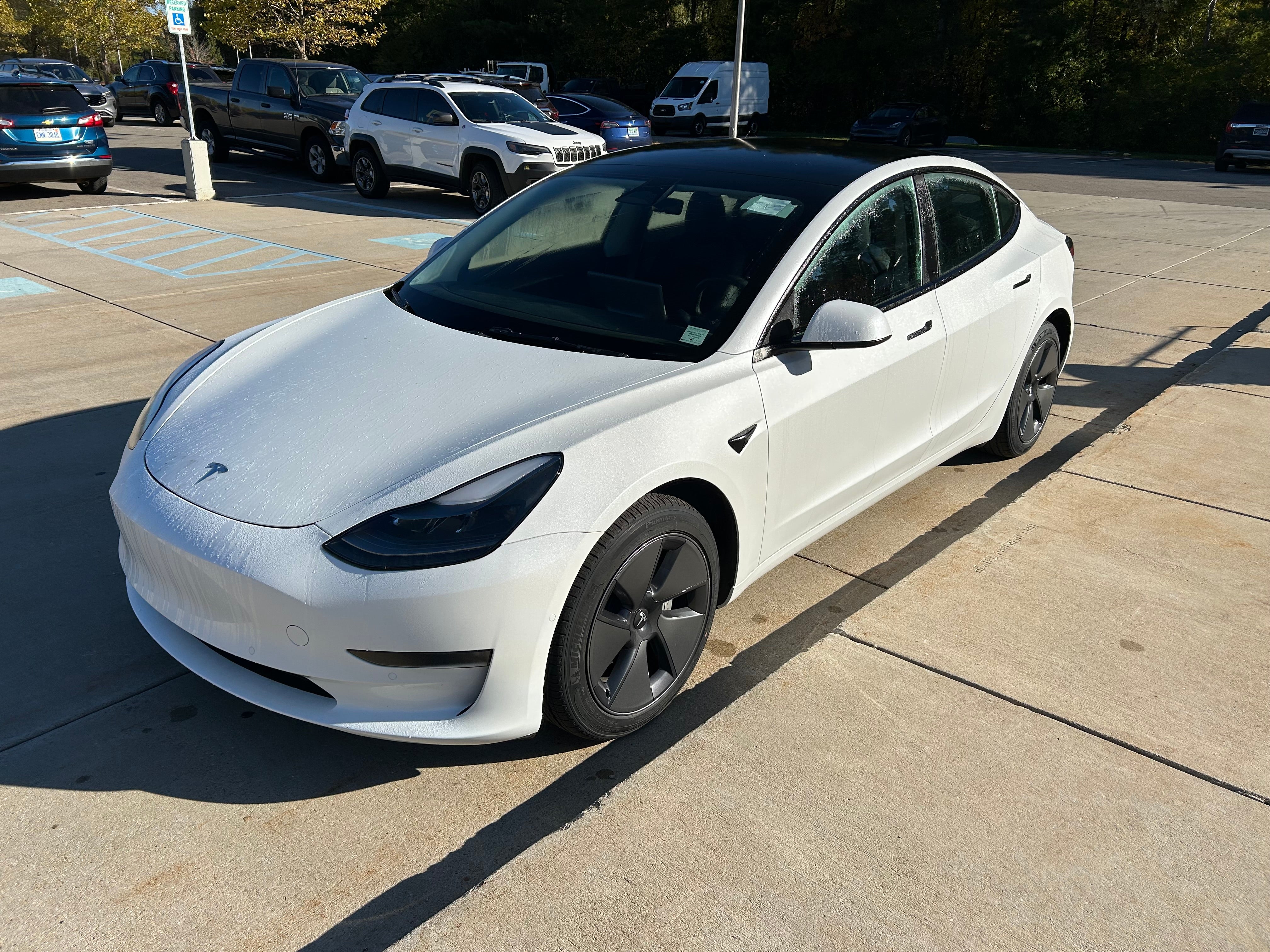 2022 - Tesla Model 3 - C500