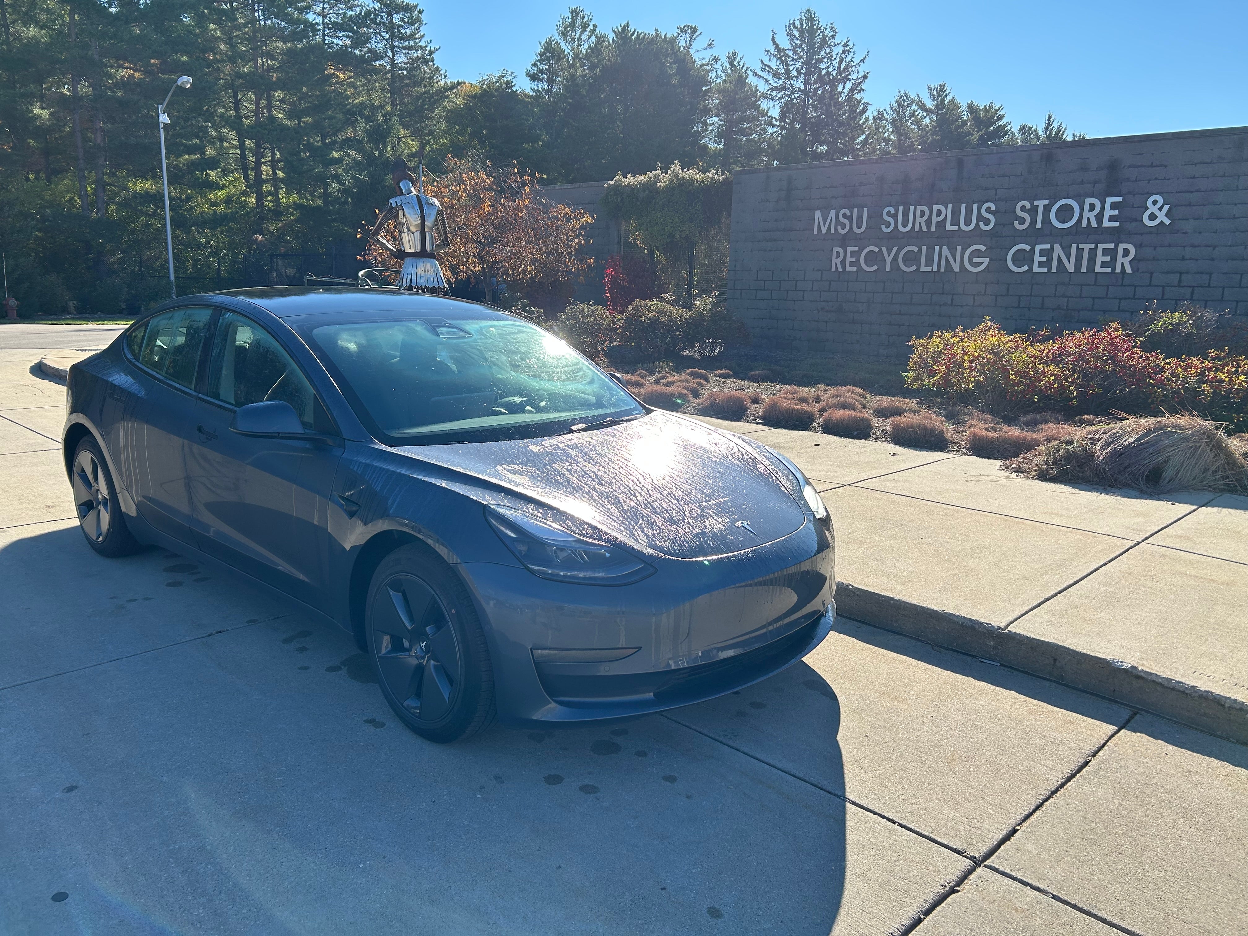 2022 - Tesla Model 3 - C501