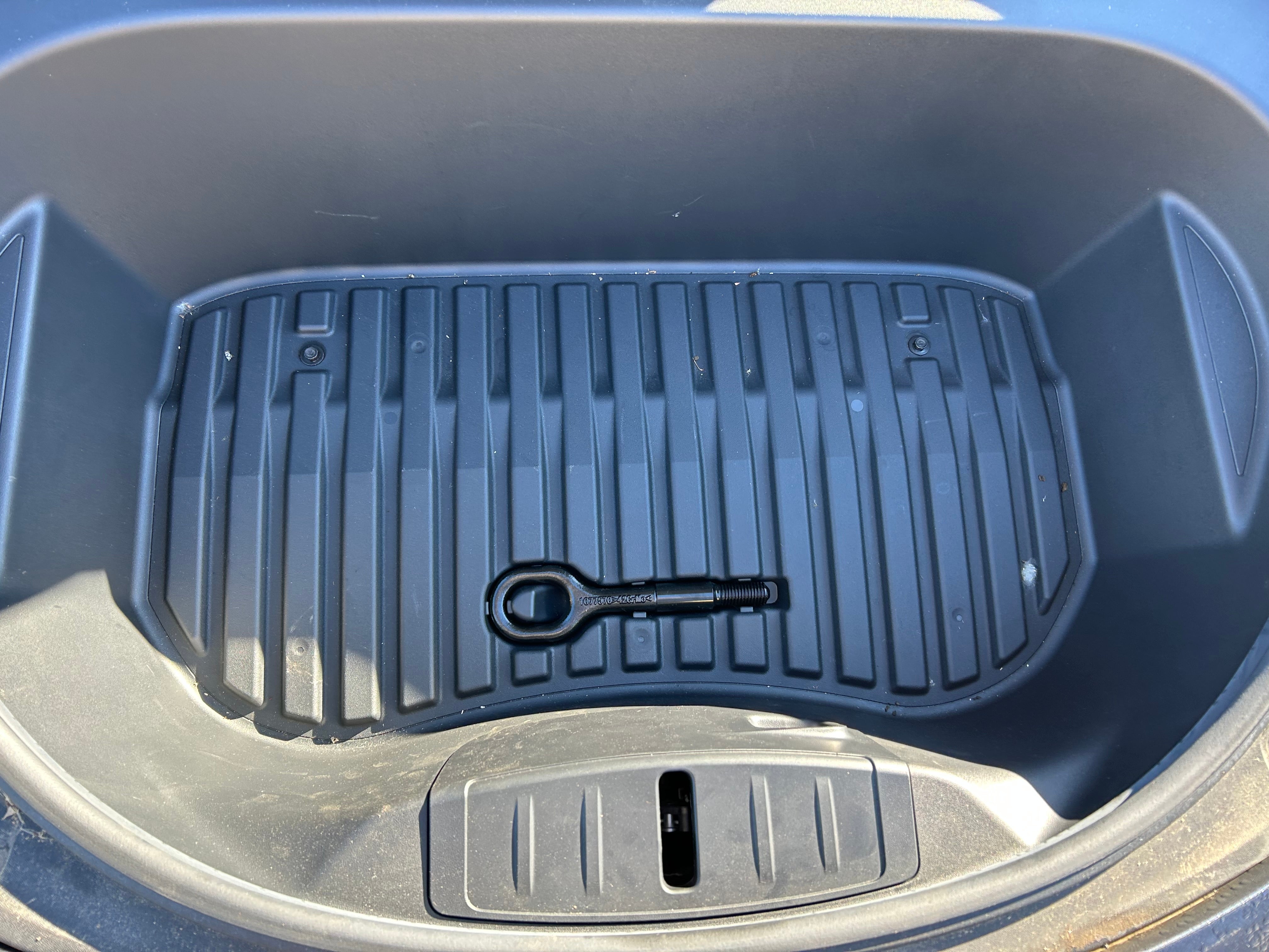 2022 - Tesla Model 3 - C501