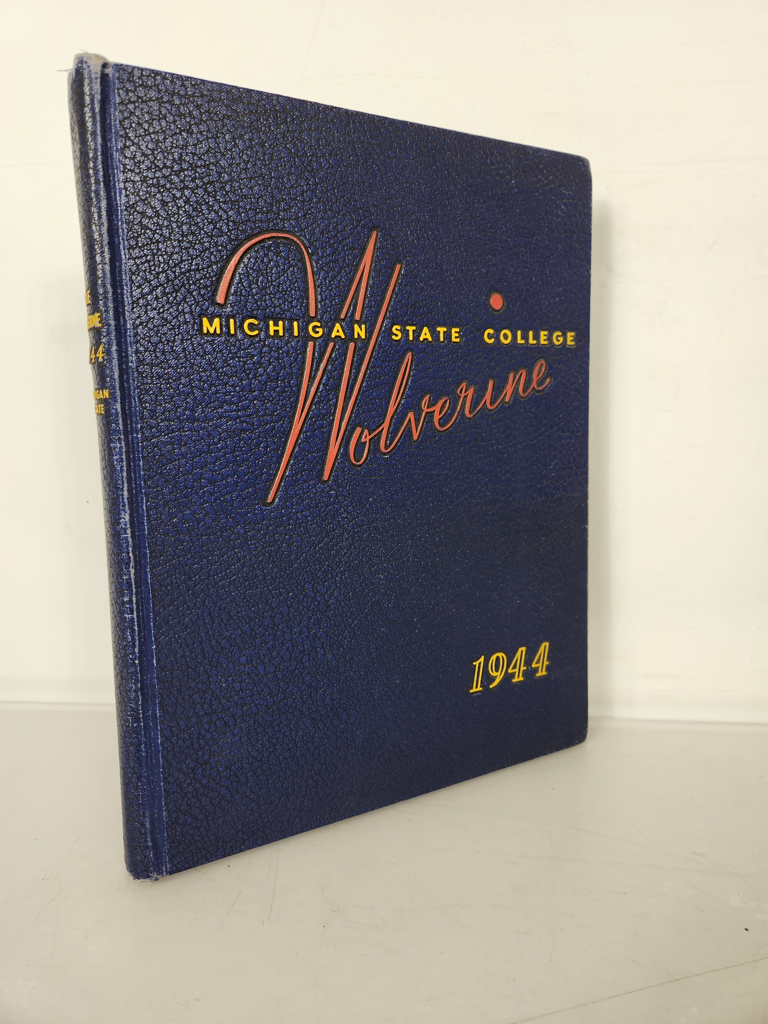 1944 Michigan State College Yearbook Wolverine
