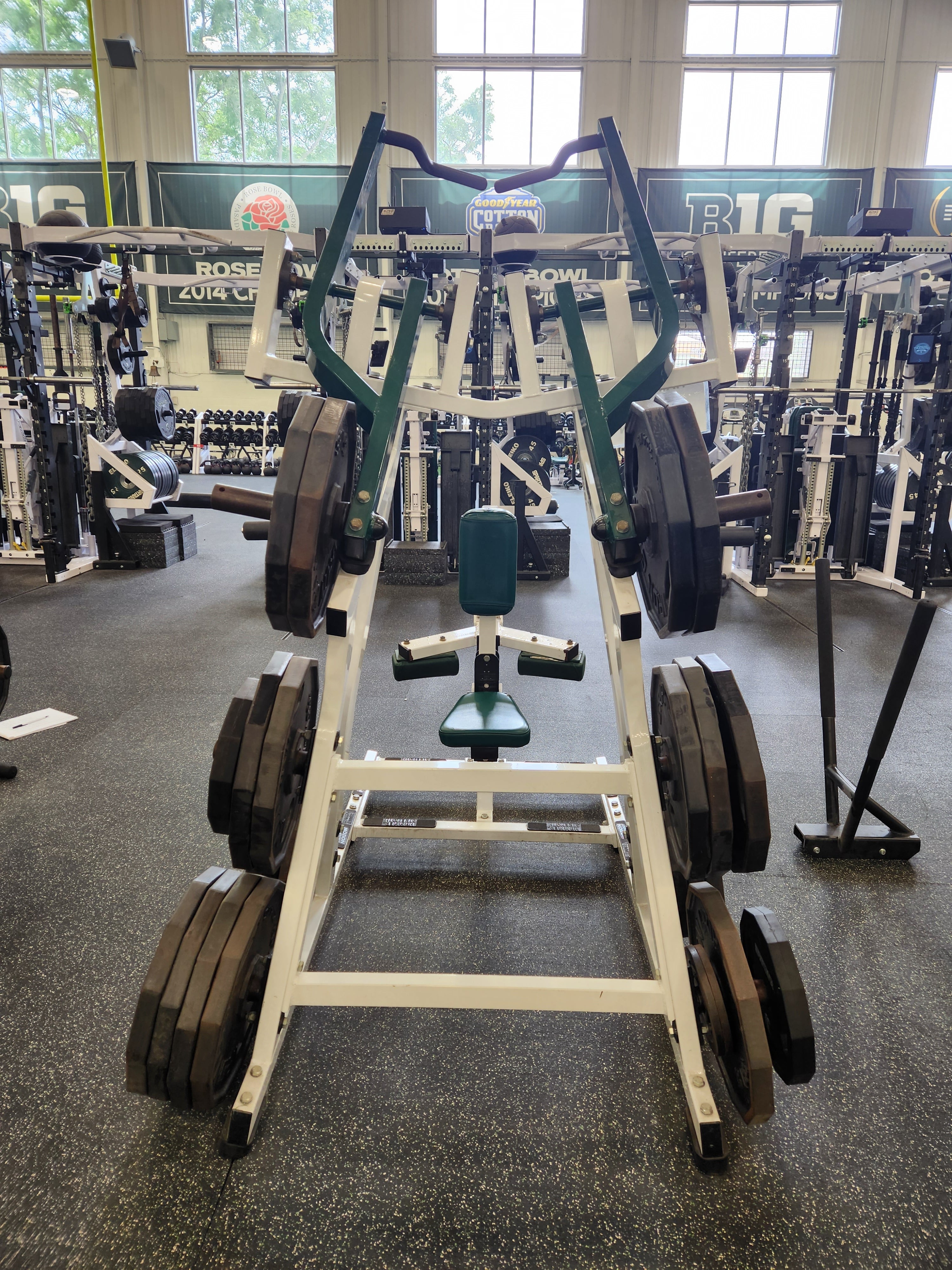 Hammer Strength ISO Lateral Pull Down ILPD