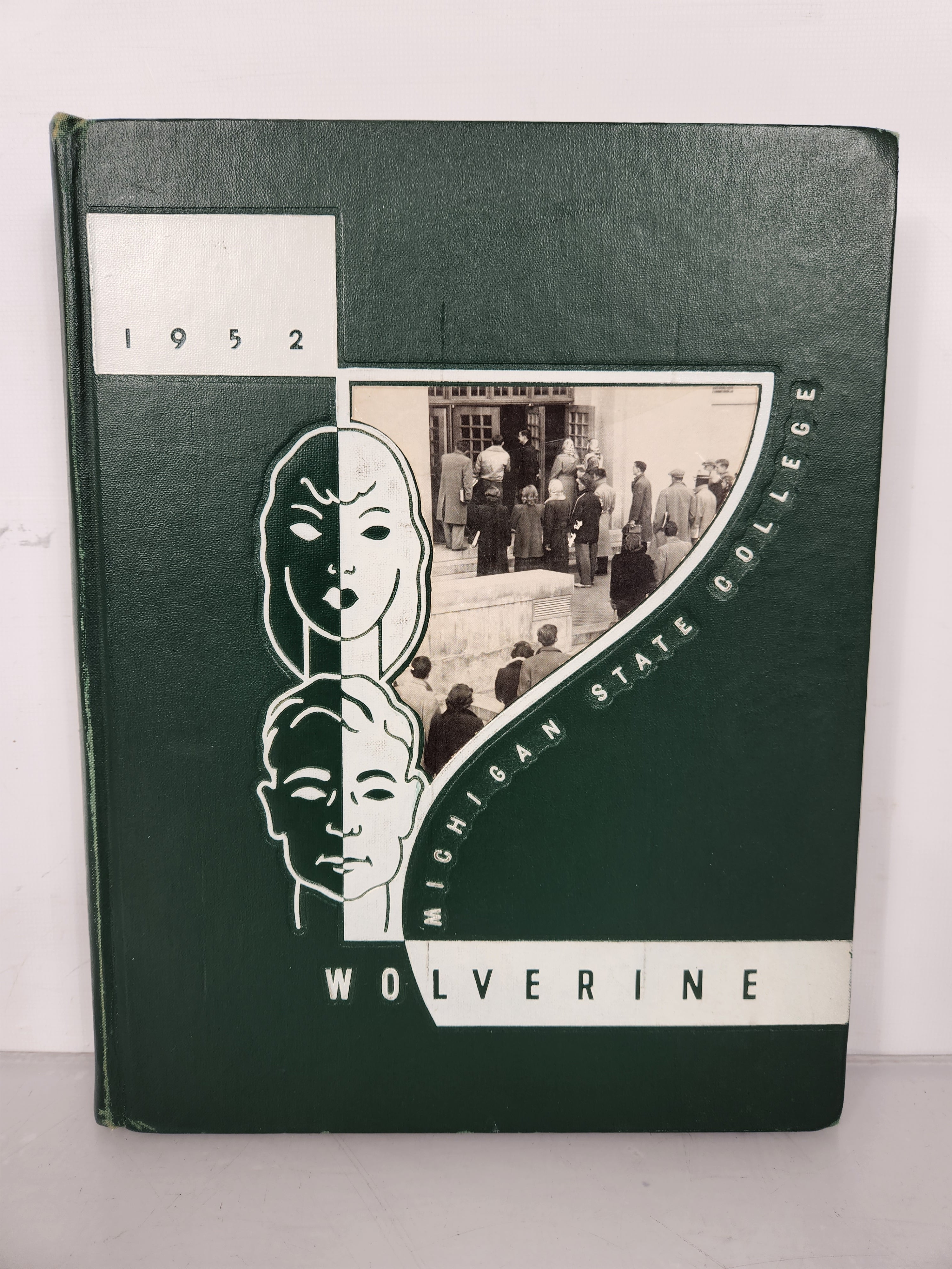 1952 Michigan State College Yearbook Wolverine
