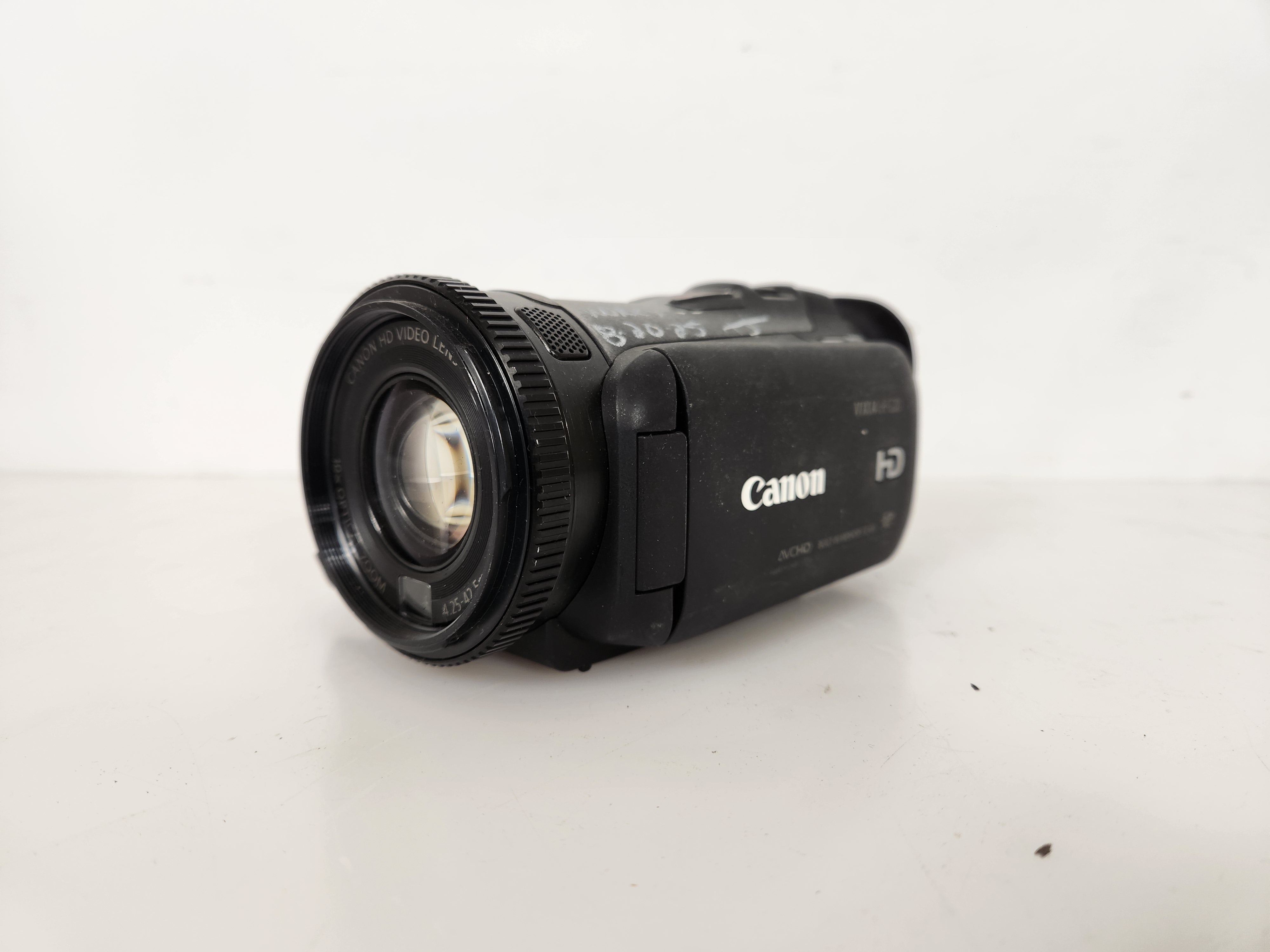 Canon Vixia HF G620 Full HD Camcorder