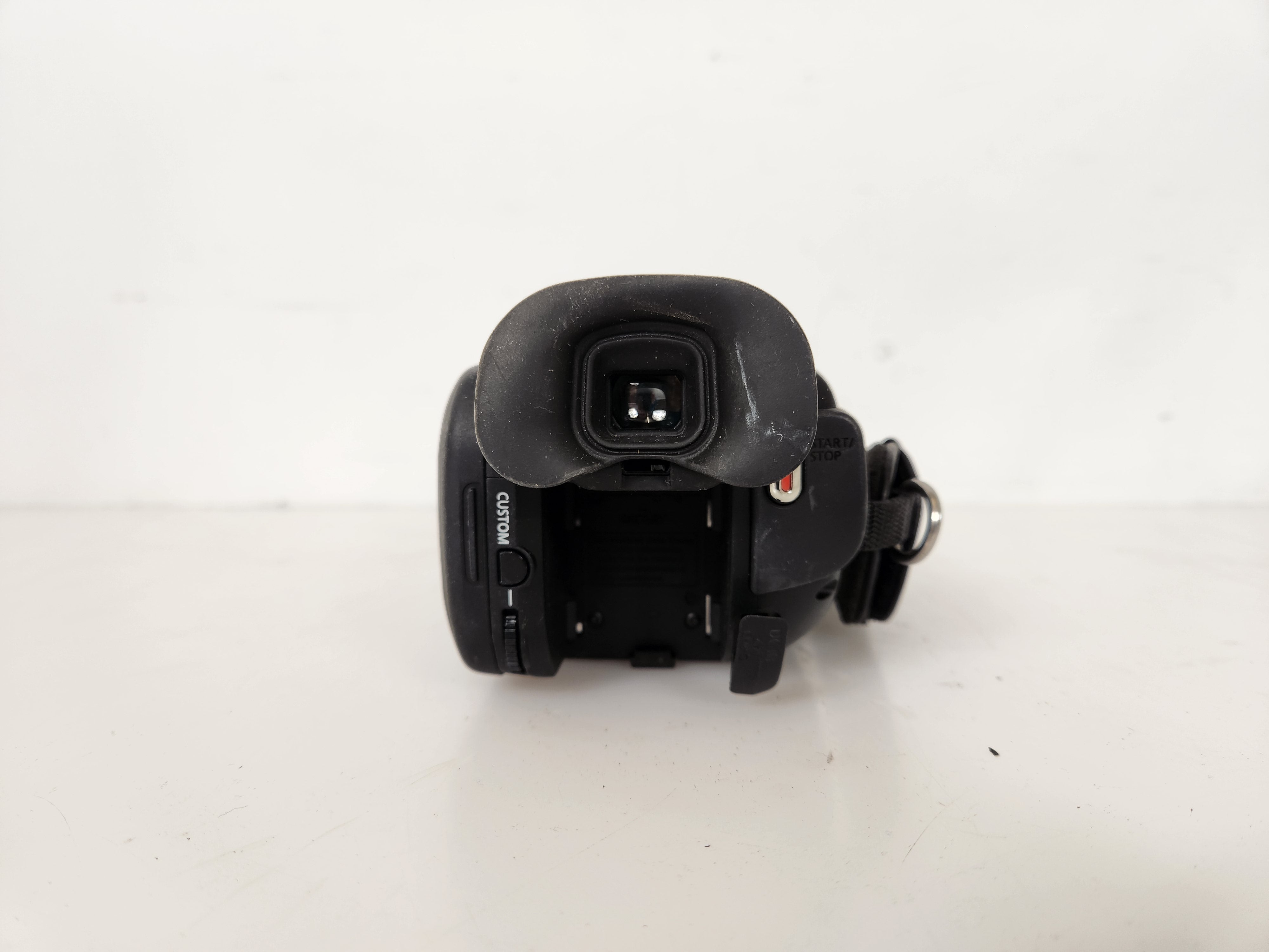 Canon Vixia HF G620 Full HD Camcorder