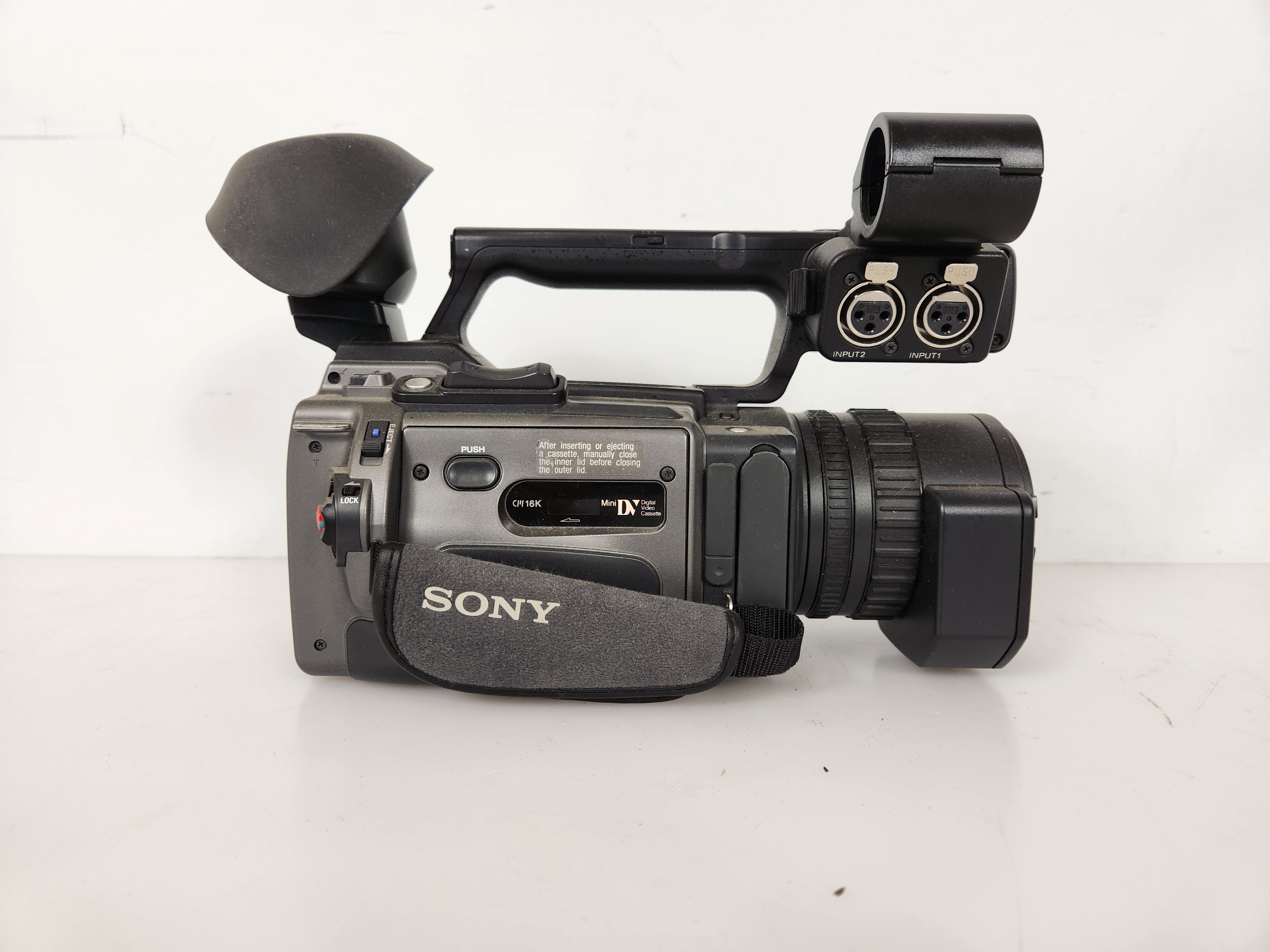 Sony DSR-PD170 DVCAM Camcorder