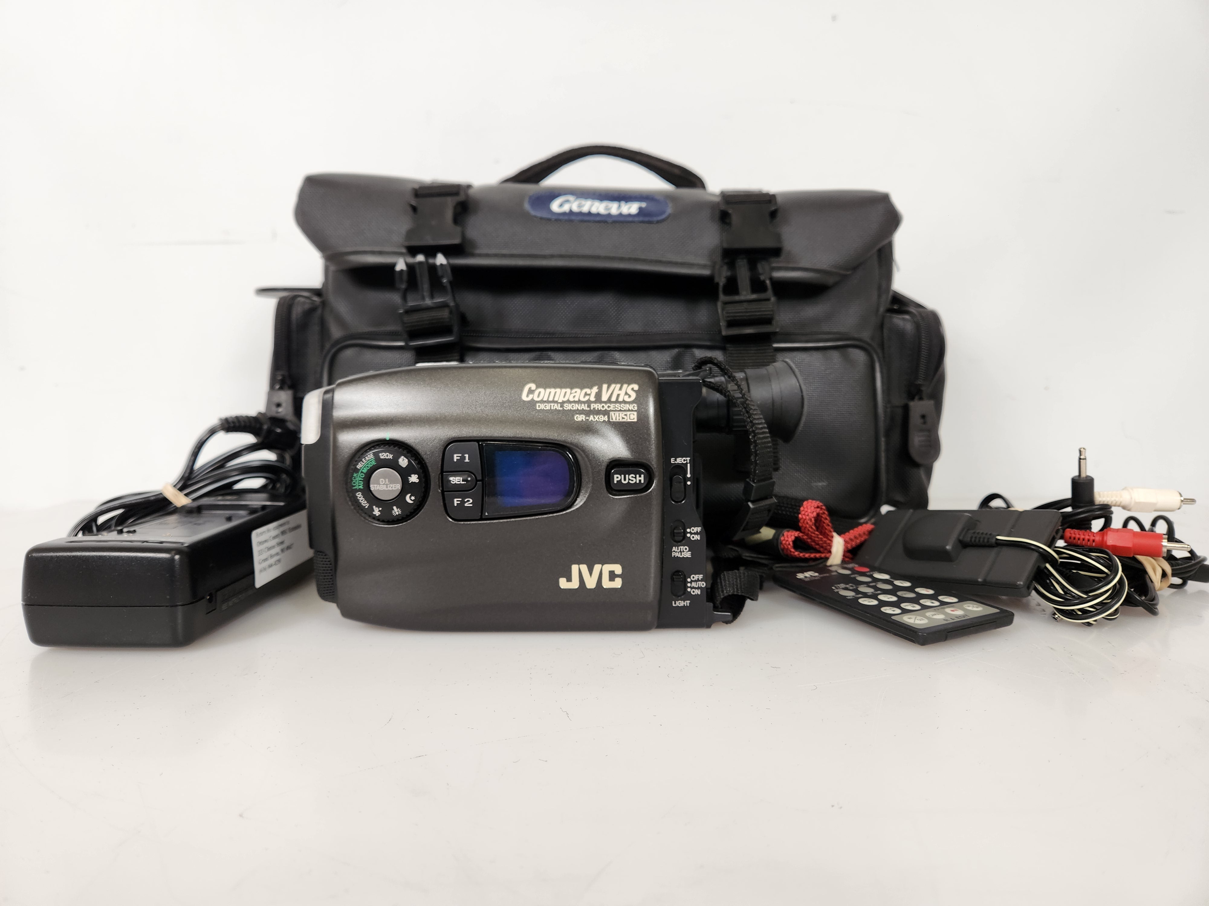 JVC GR-AX94 VHS-C Camcorder with Bag