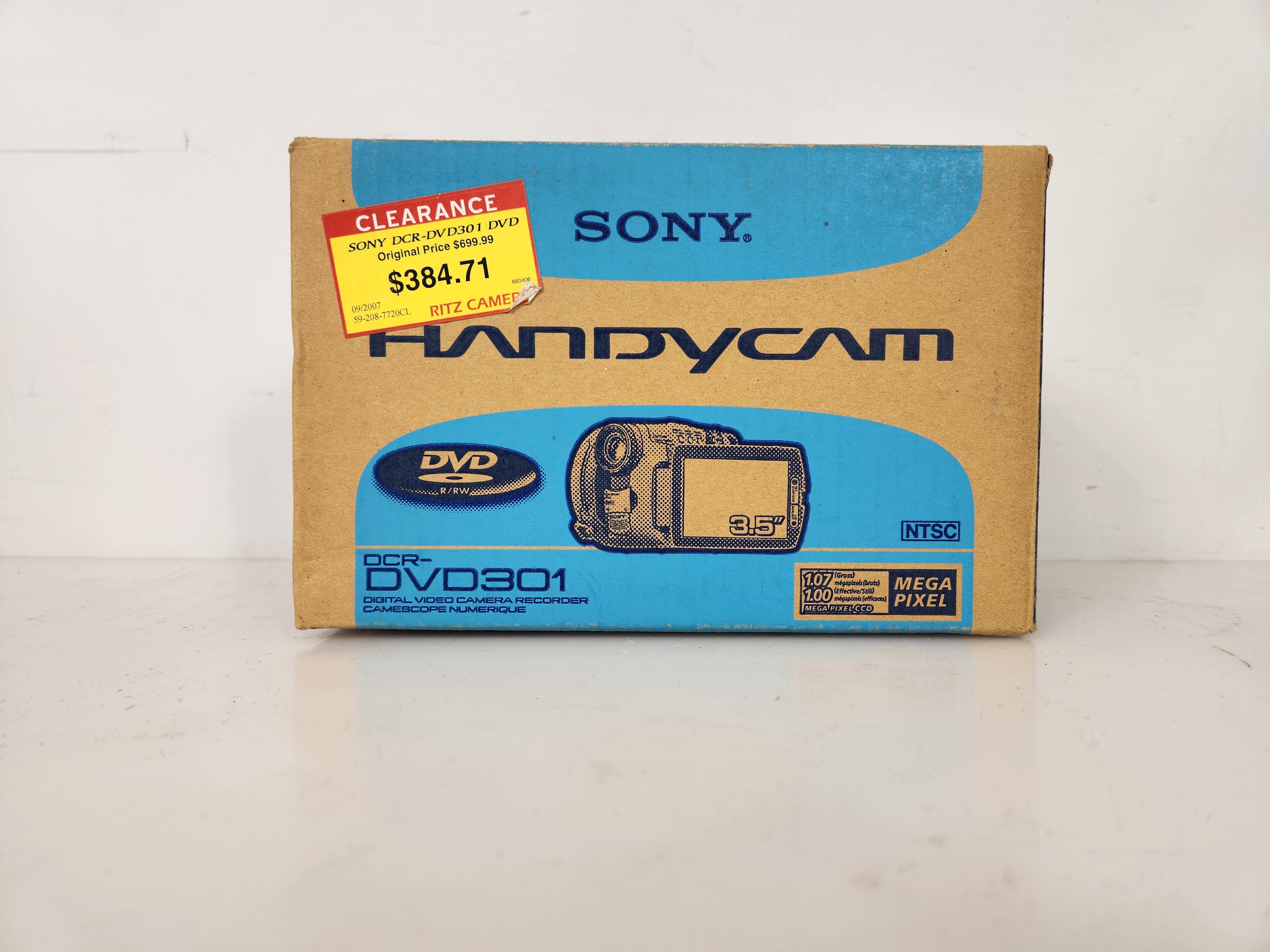 Sony HandyCam DCR-DVD301 Camcorder