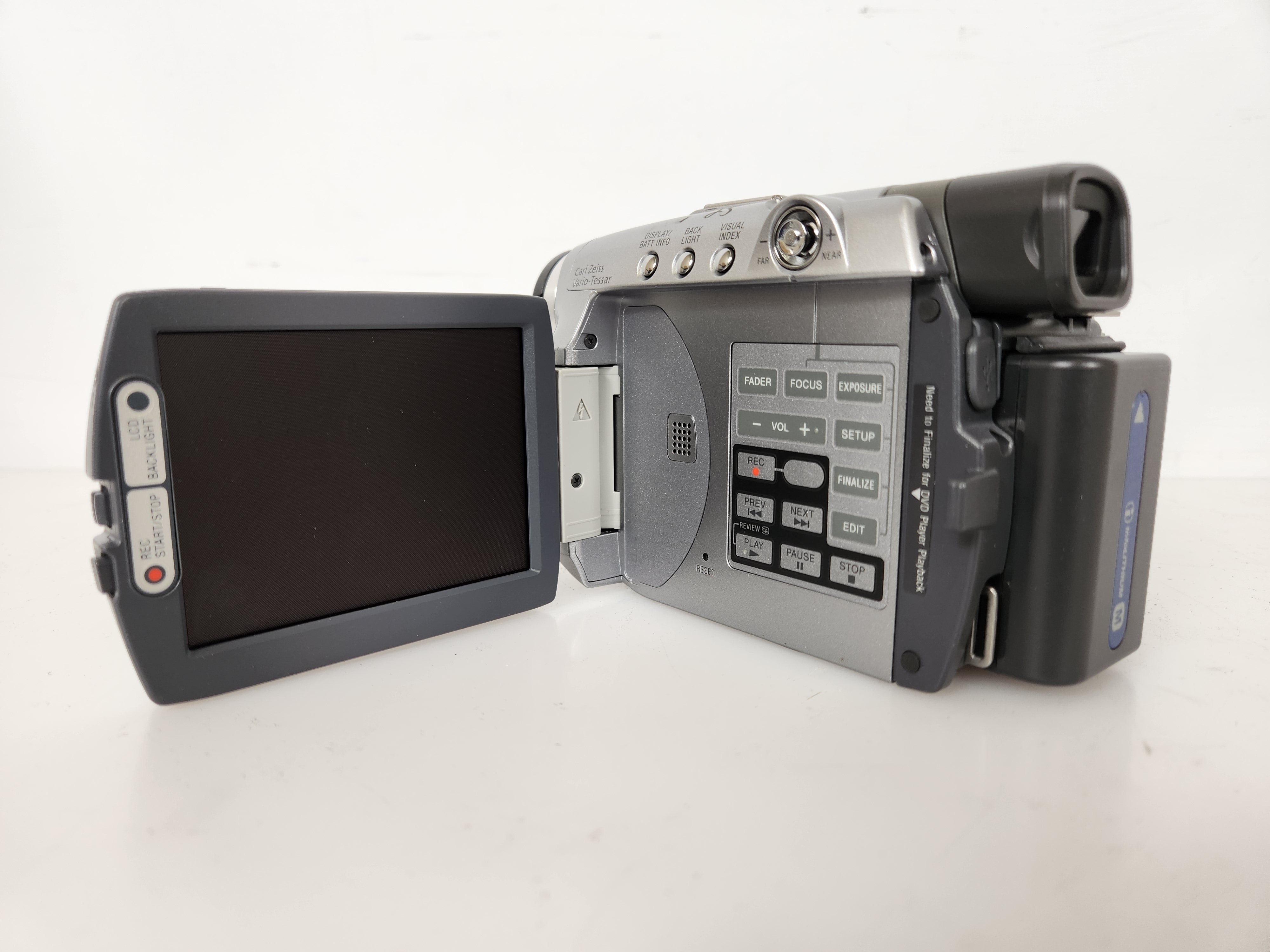 Sony HandyCam DCR-DVD301 Camcorder