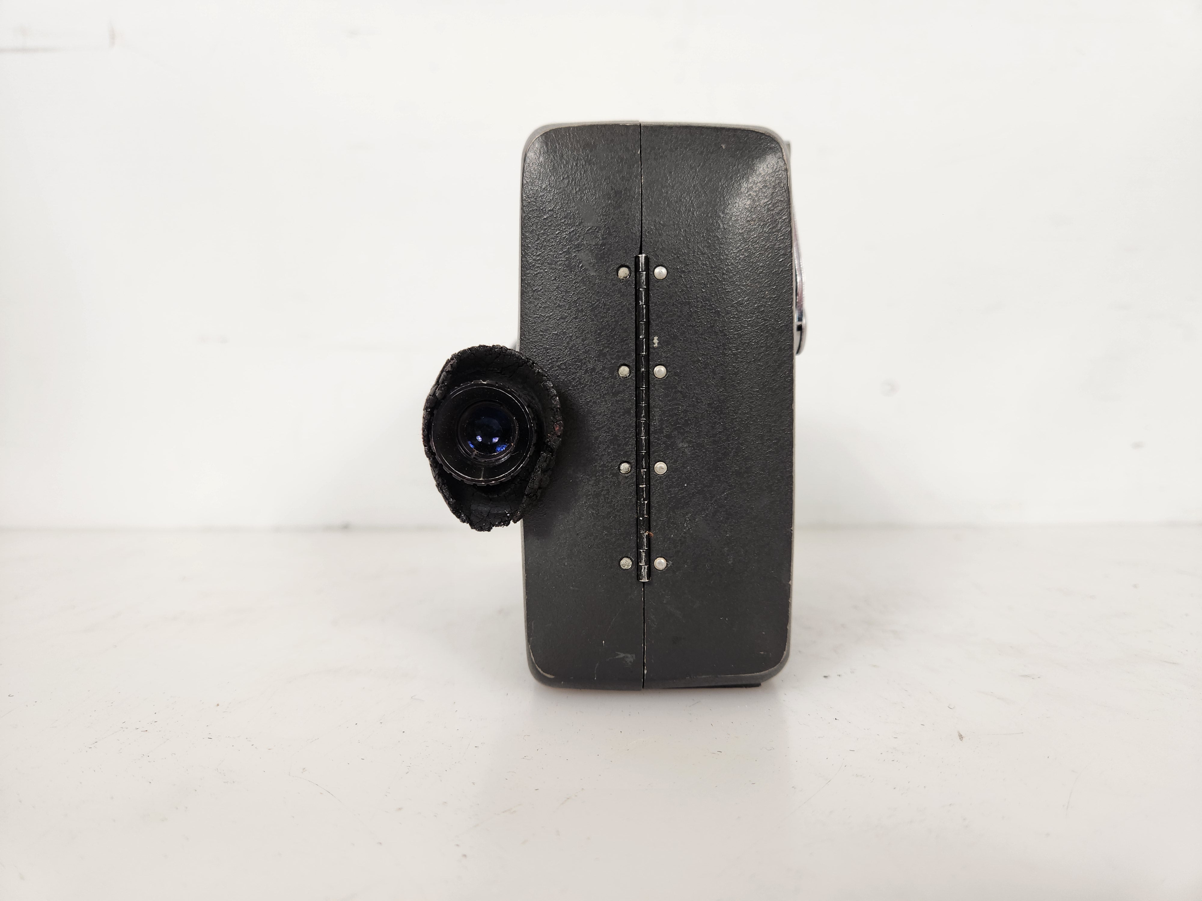 Vintage Sears Cartridge Load 8mm Zoom Reflex Camera with Bag