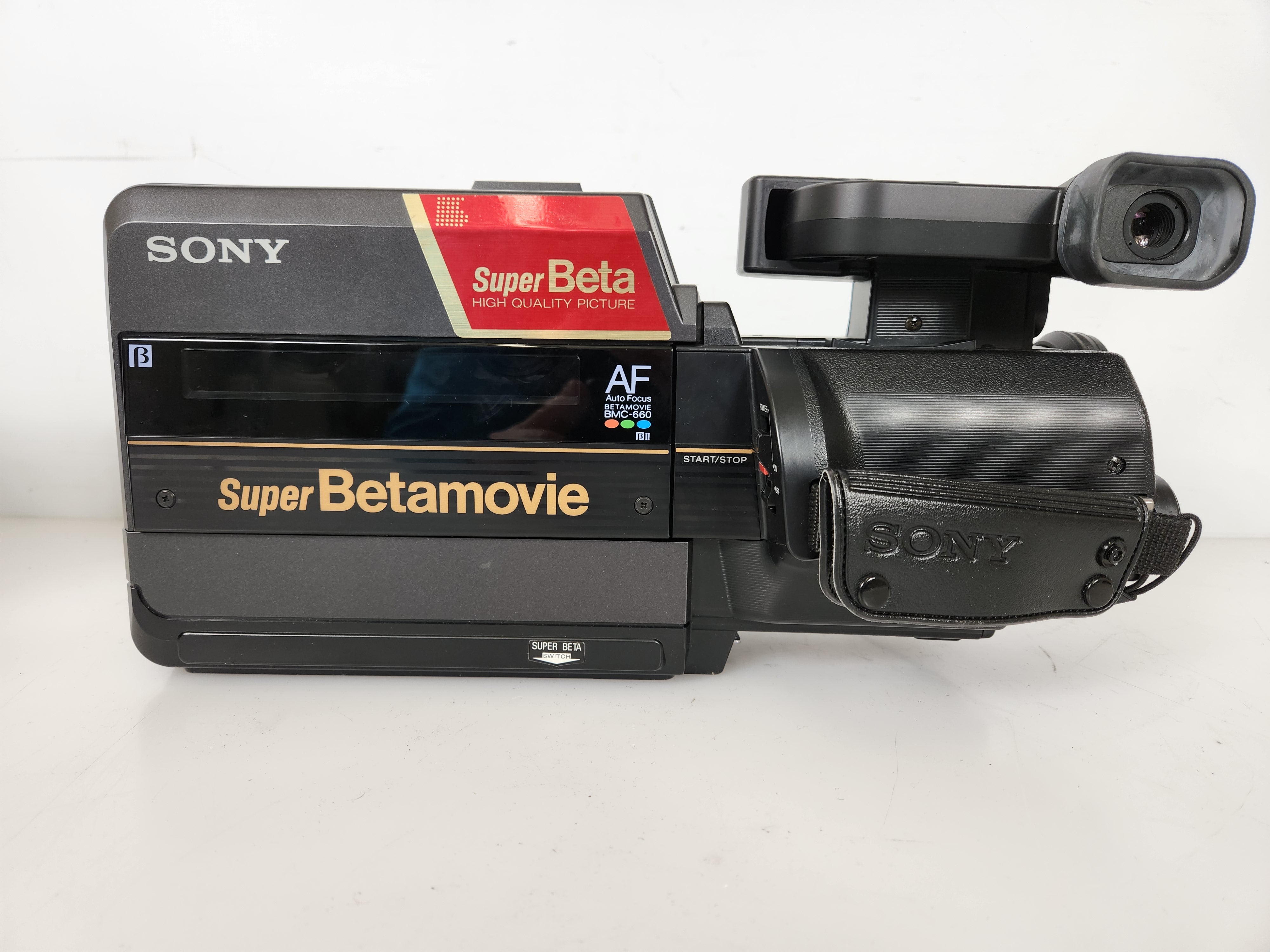 Sony Super Beta Movie BMC-660 Camcorder