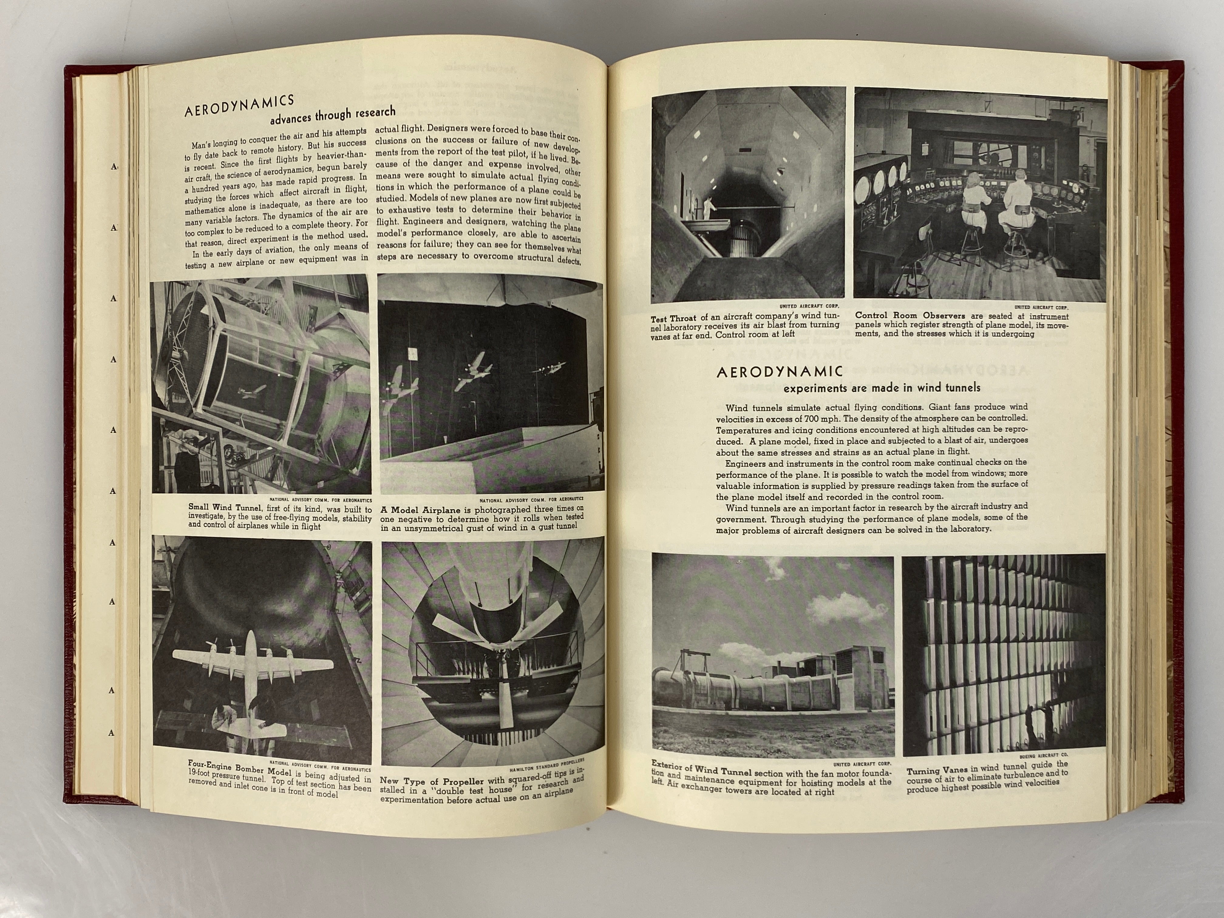 24 Volumes: Complete 1953 The American Peoples Encyclopedia w 4 Yearbooks HC