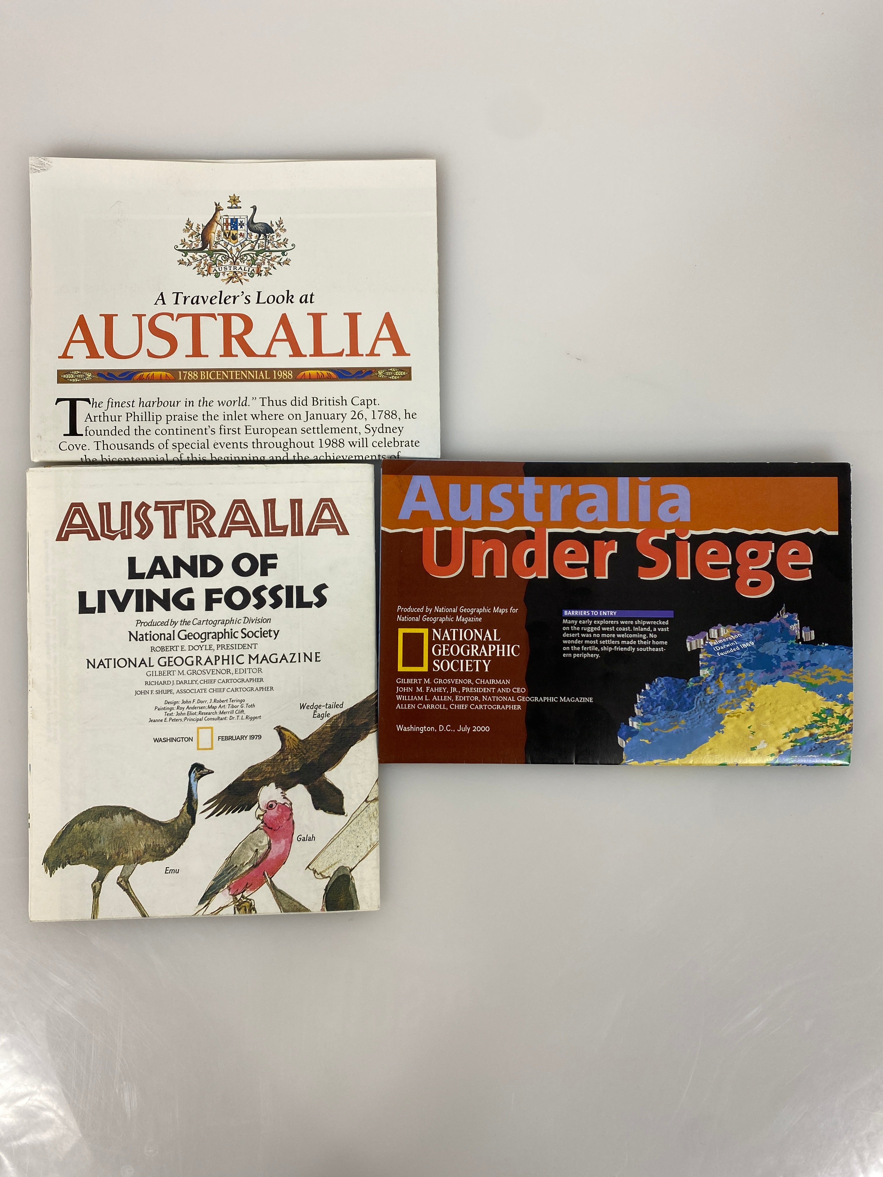 3 Nat Geo Australia Wall Maps Land of Living Fossils/Traveler's Look/Under Siege
