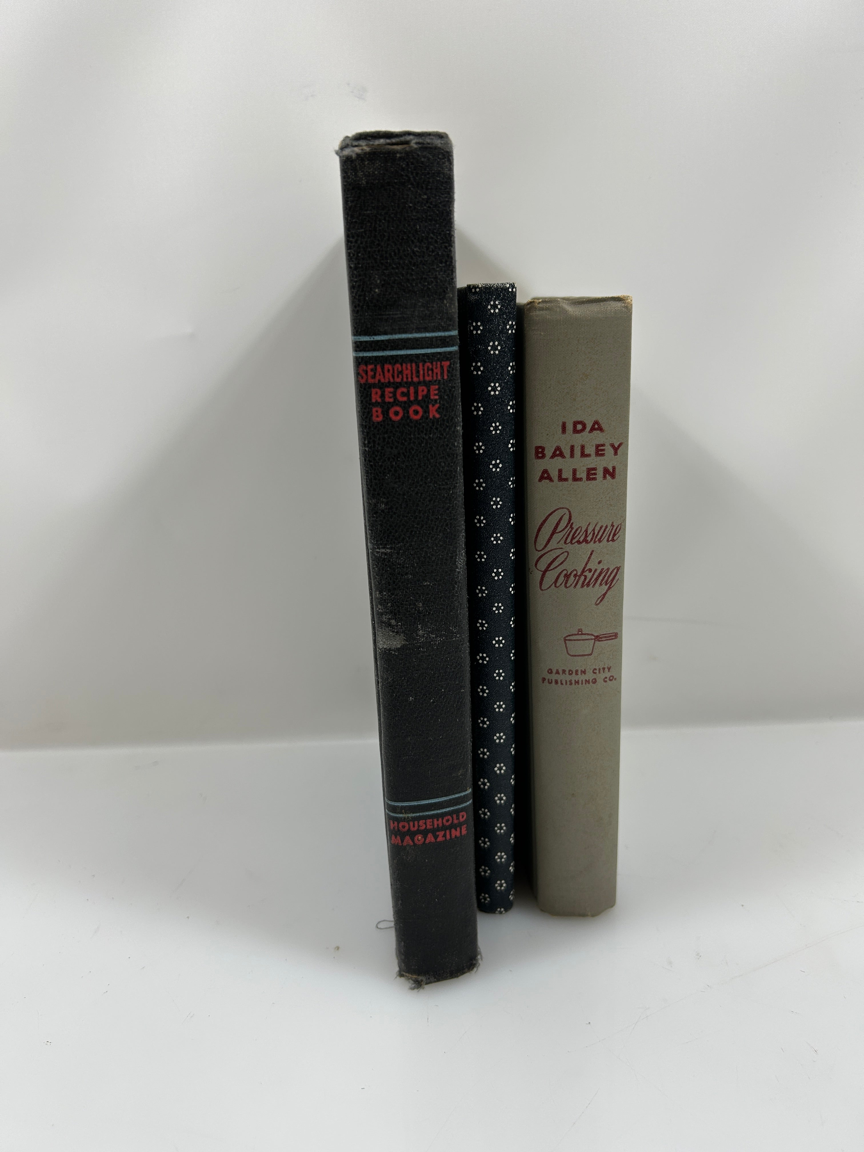 3 Vintage Cookbooks: Searchlight/Amana Recipes/Pressure Cooking 1943-48 HC