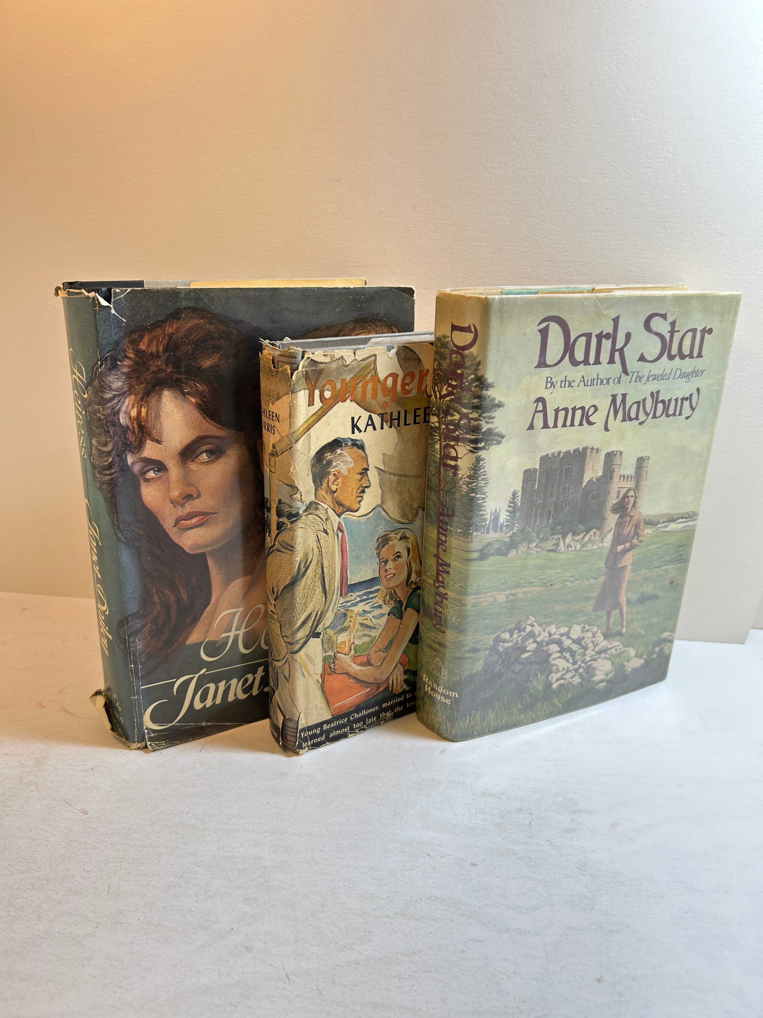 3 Vintage Novels: Younger Sister/Dark Star/Heiress 1945-1987 HC DJ
