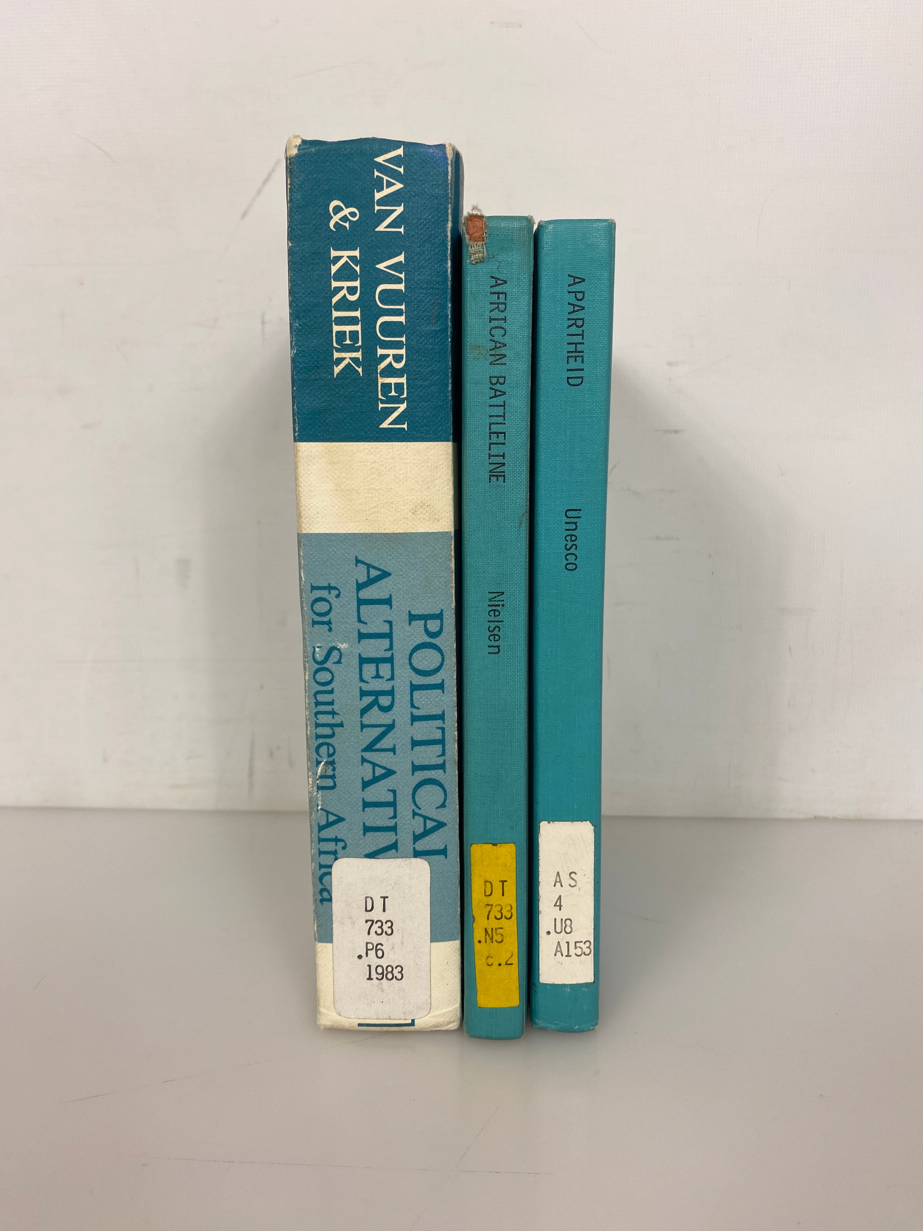 3 Volumes History & Politics in Southern Africa 1965-1983 Ex-Library HC