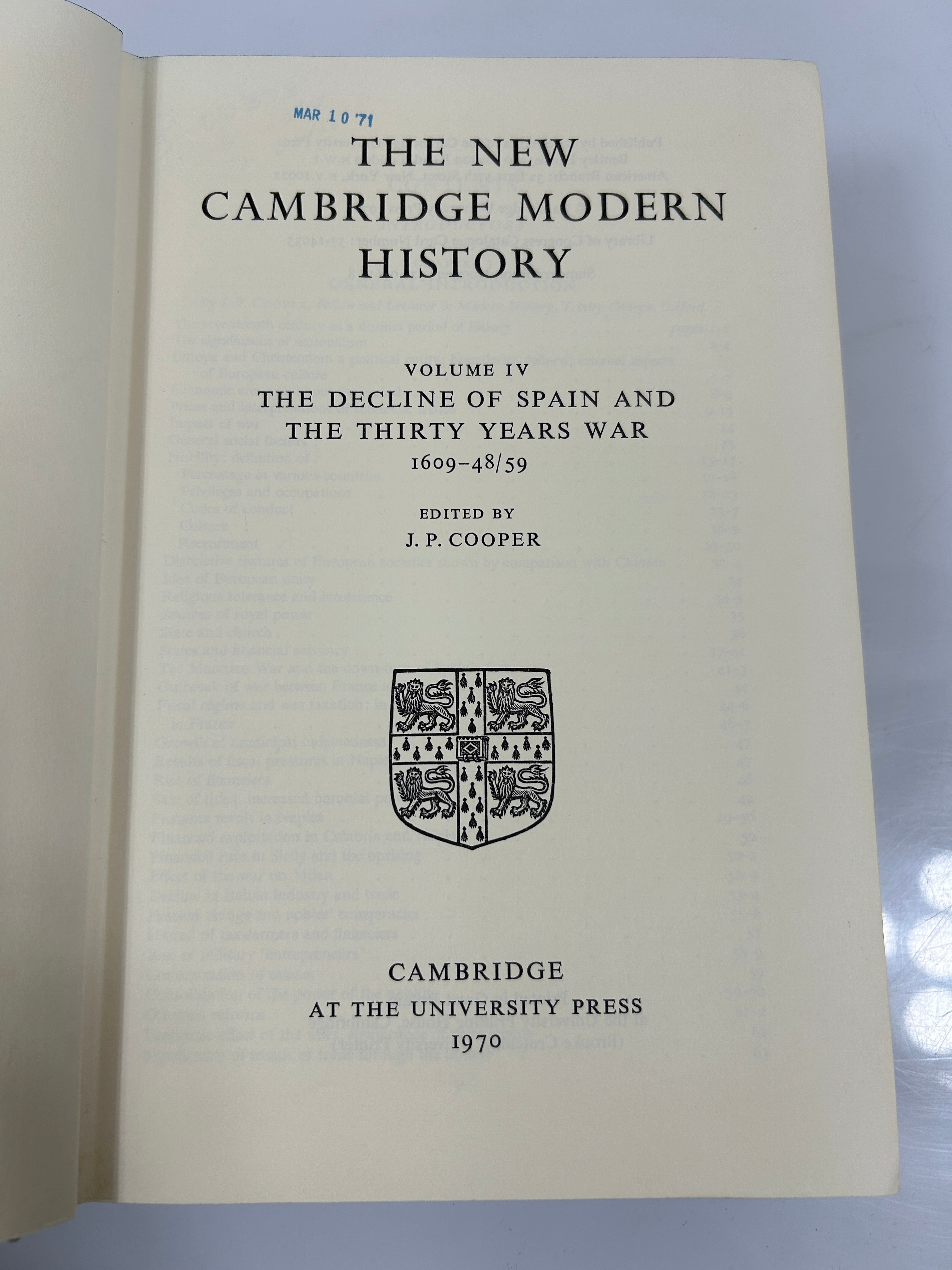 3 Volumes The New Cambridge Modern  History (4, 9, Atlas) 1965-70 Ex-Library HC
