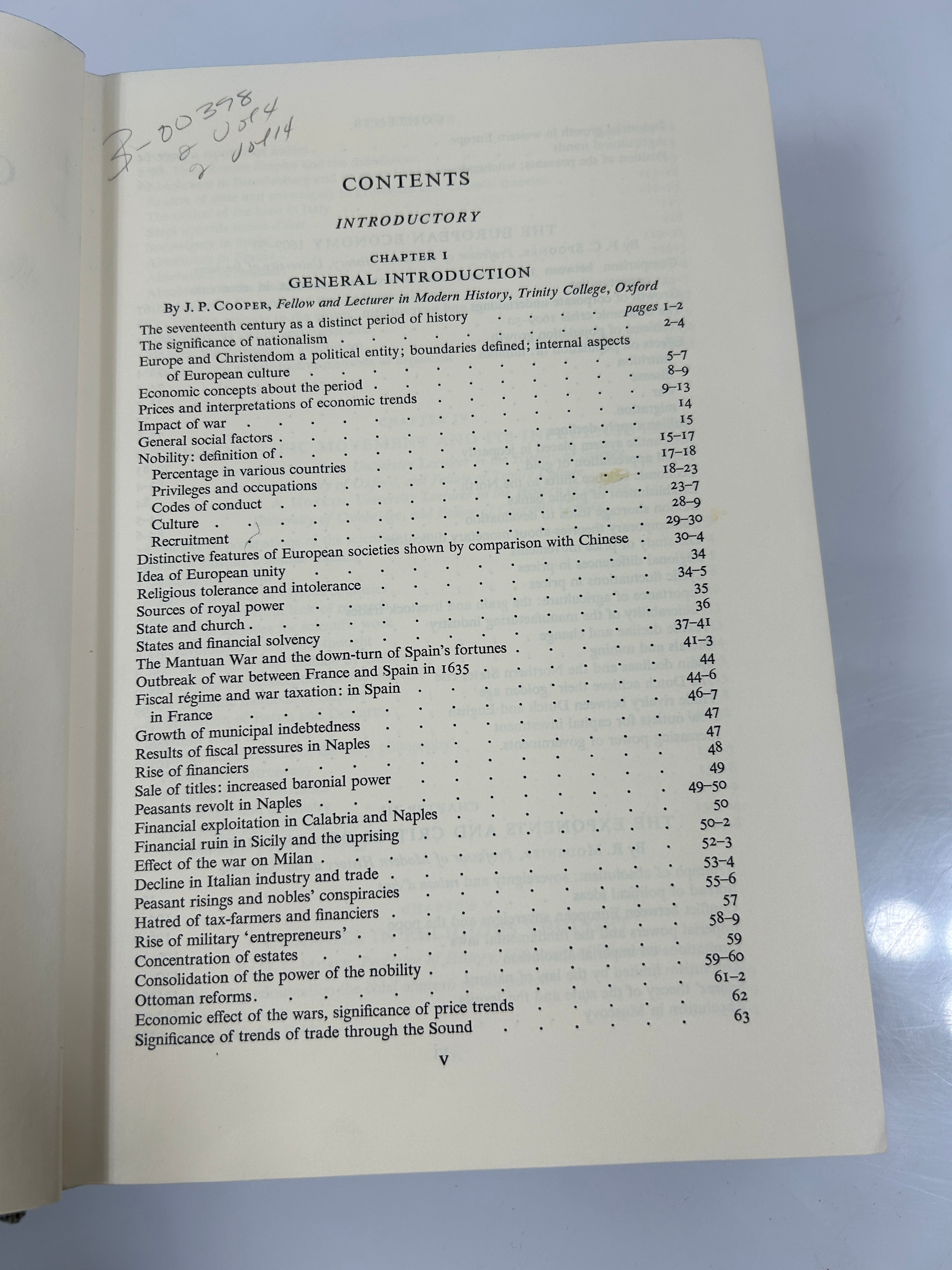 3 Volumes The New Cambridge Modern  History (4, 9, Atlas) 1965-70 Ex-Library HC