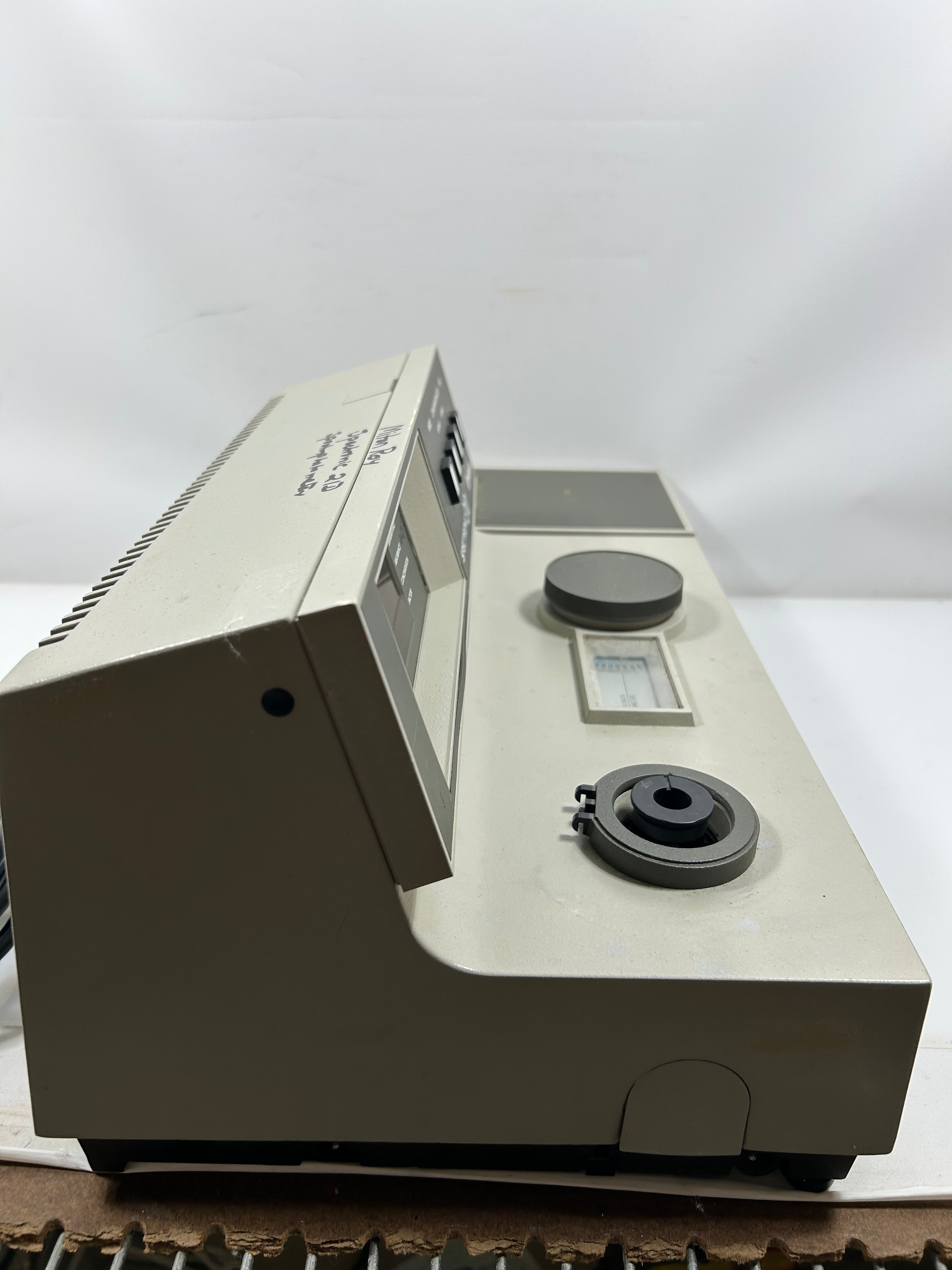 Milton Roy Spectronic 21D Digital Spectrophotometer