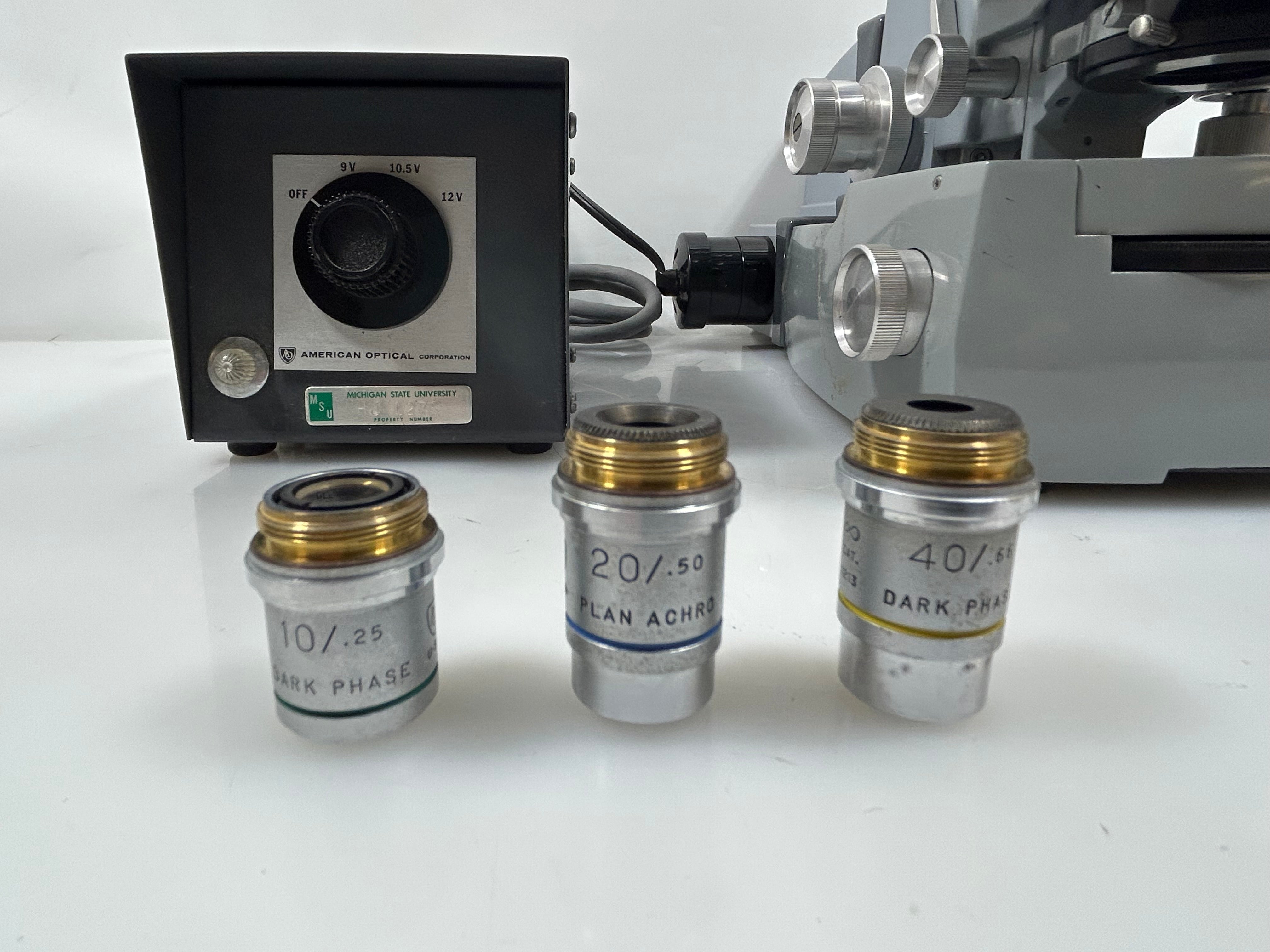 American Optical Spencer Binocular Microscope With Attatched Controller