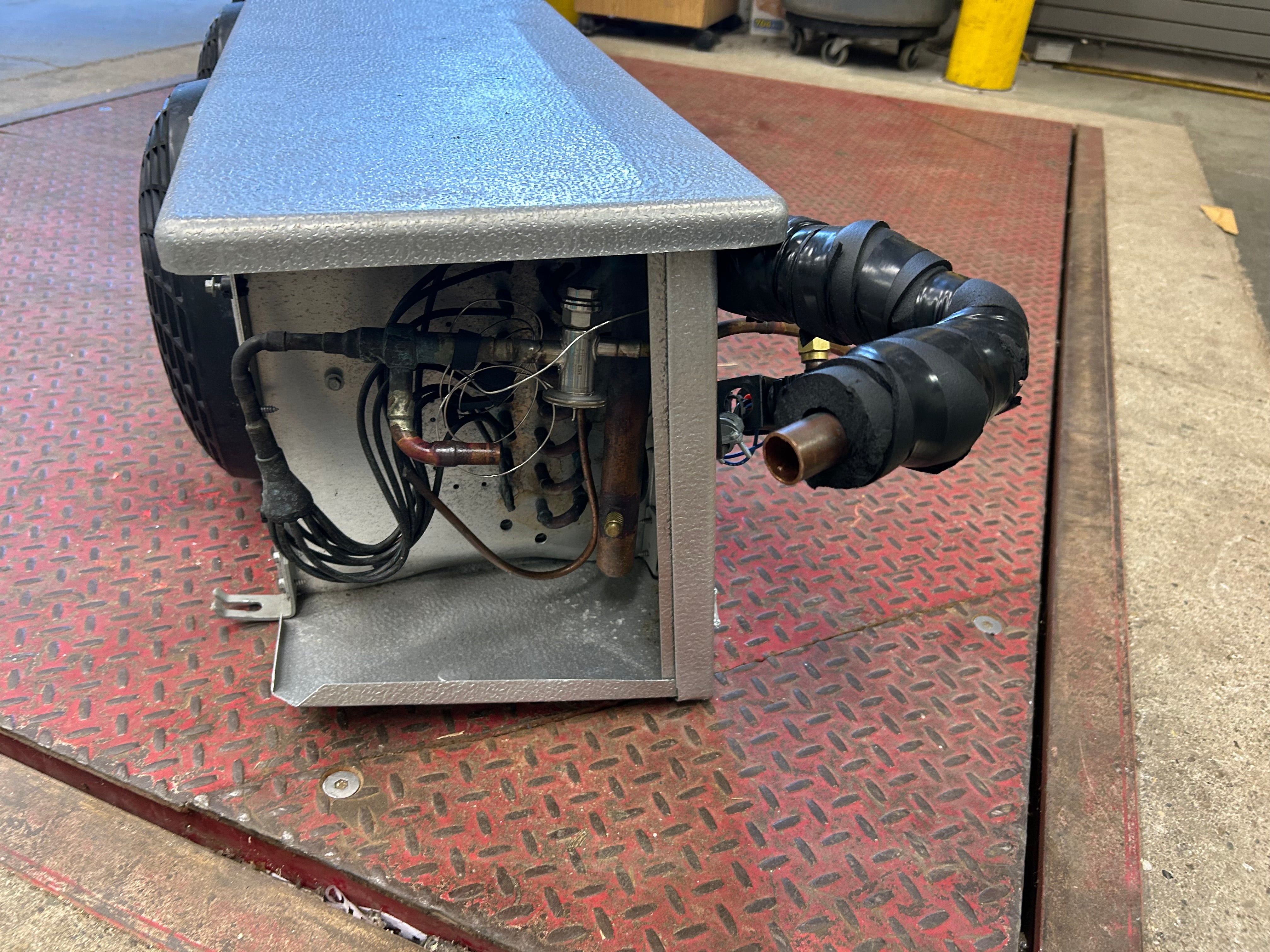 HeatCraft Refrigeration Products Model LSF200BK *Parts or Repair*