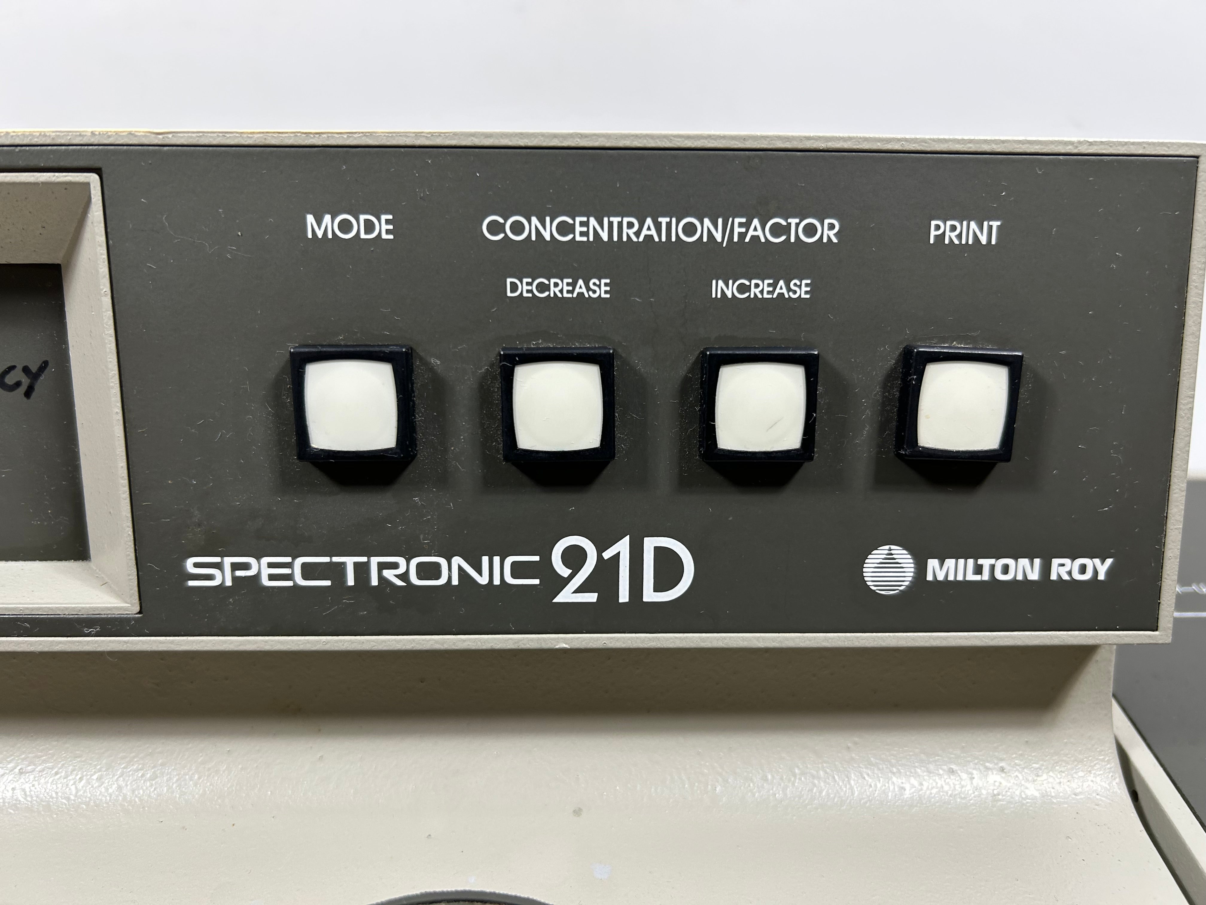 Milton Roy Spectronic 21D Digital Spectrophotometer