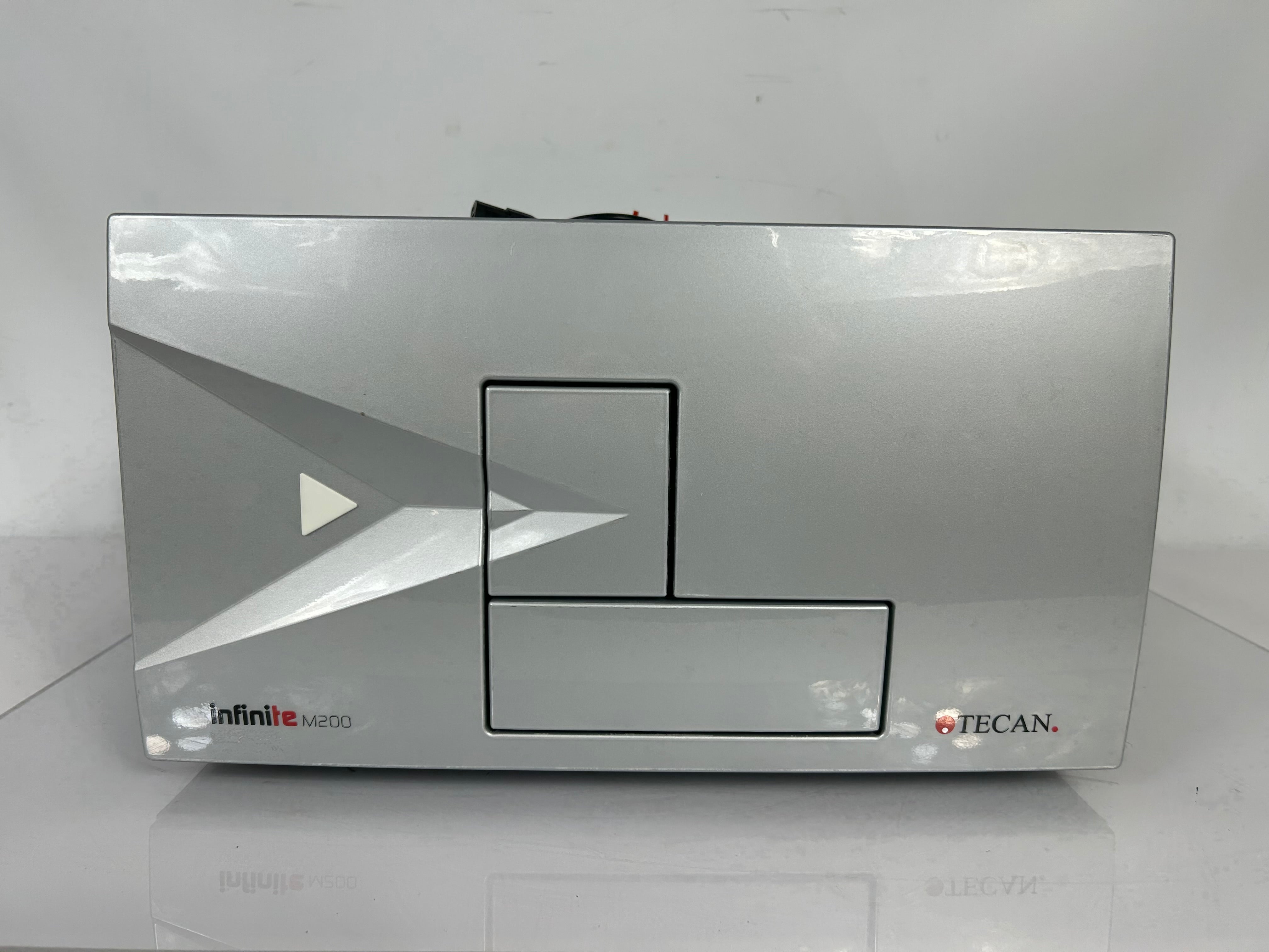 Tecan Infinite M200 Multi-Mode Microplate Reader